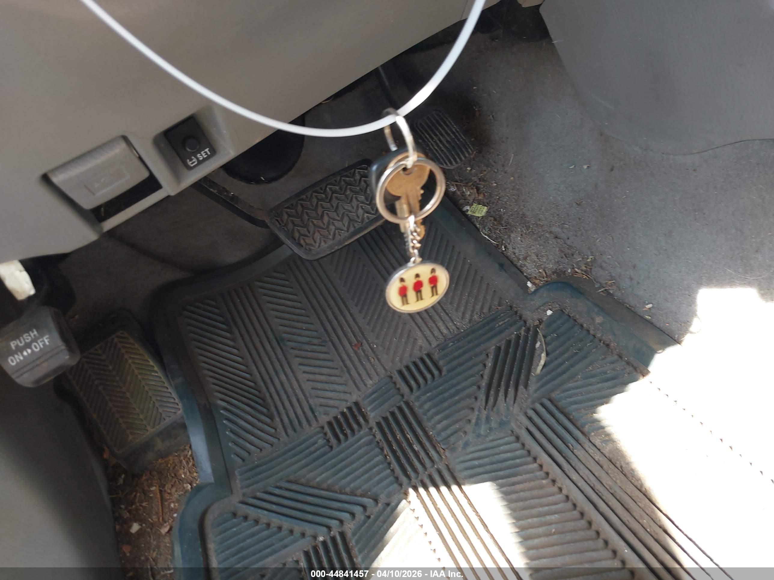 TOYOTA TACOMA image 11