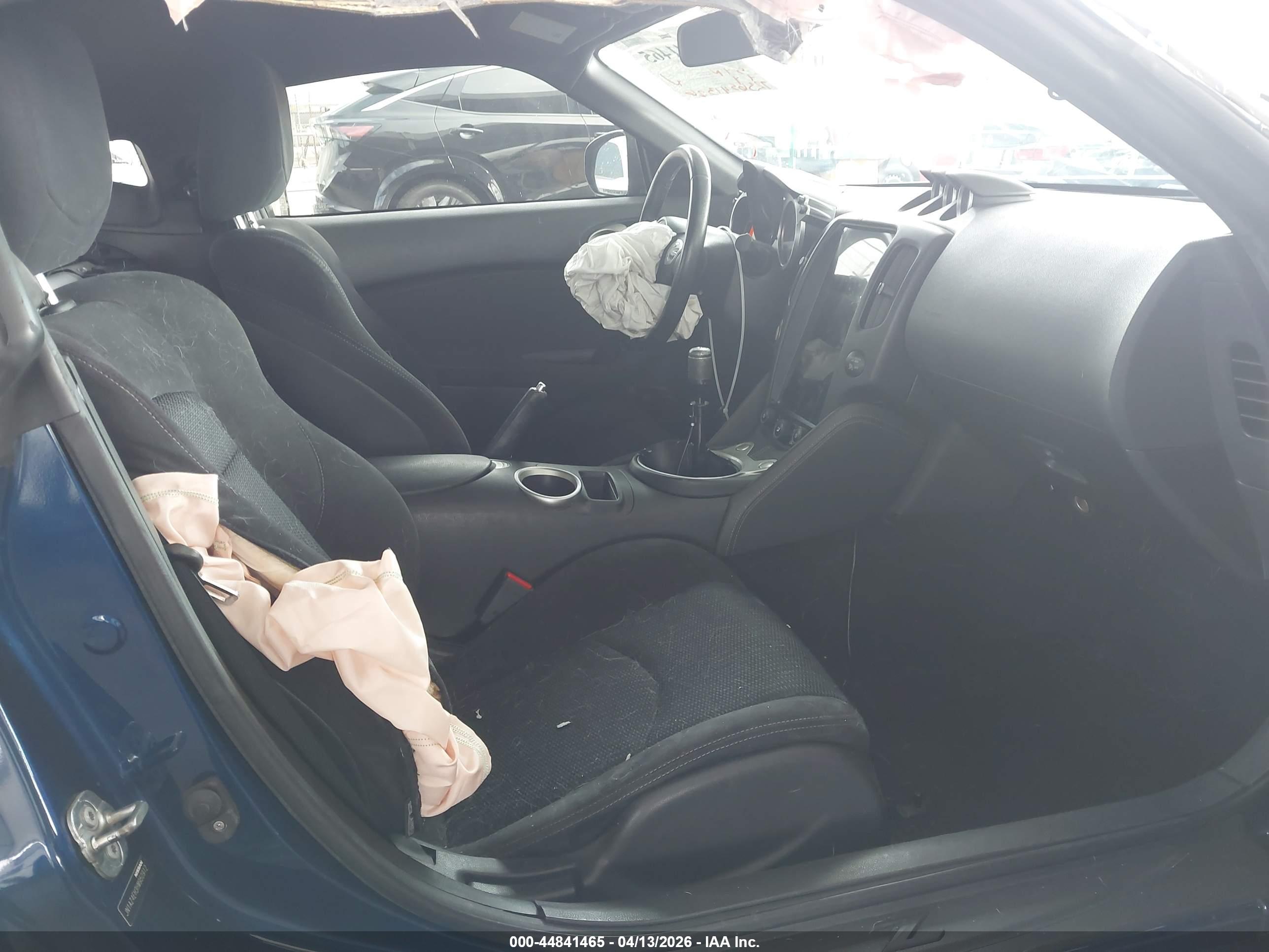NISSAN 370Z image 5