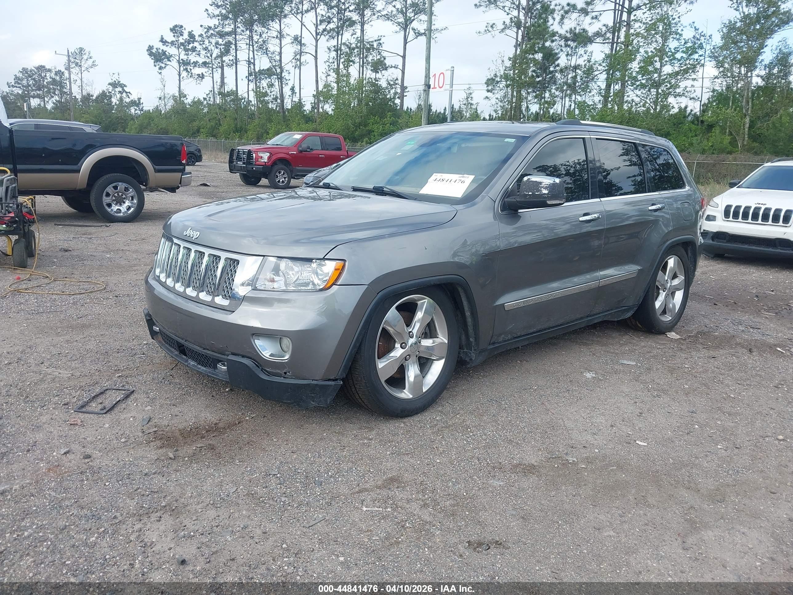 JEEP GRAND image 2