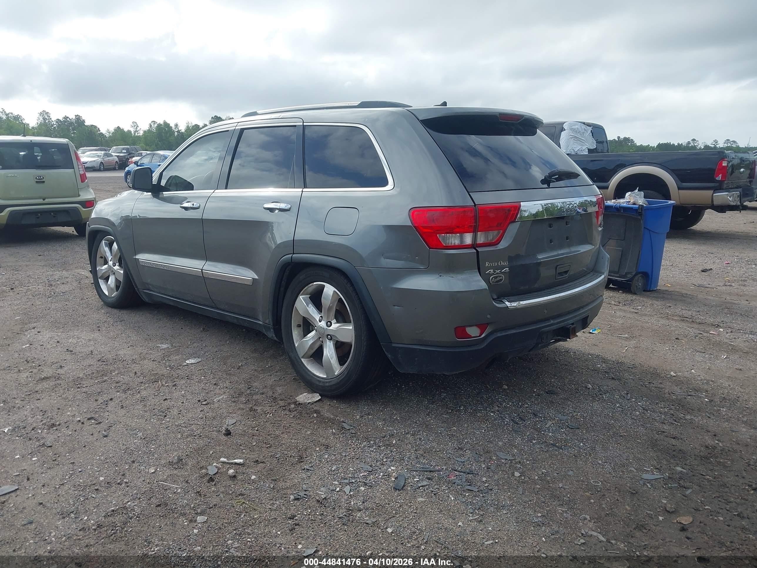 JEEP GRAND image 3
