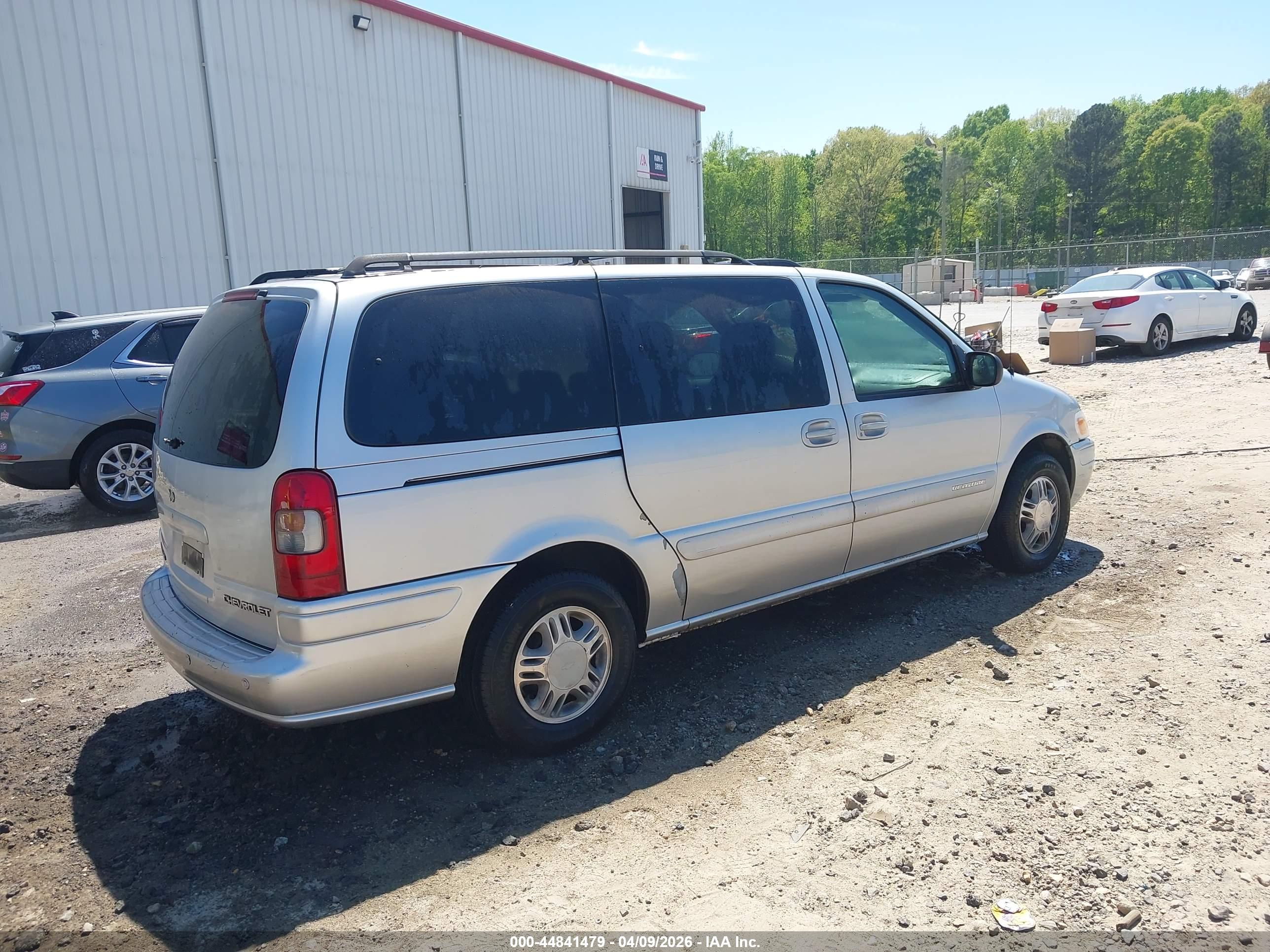 CHEVROLET VENTURE image 4