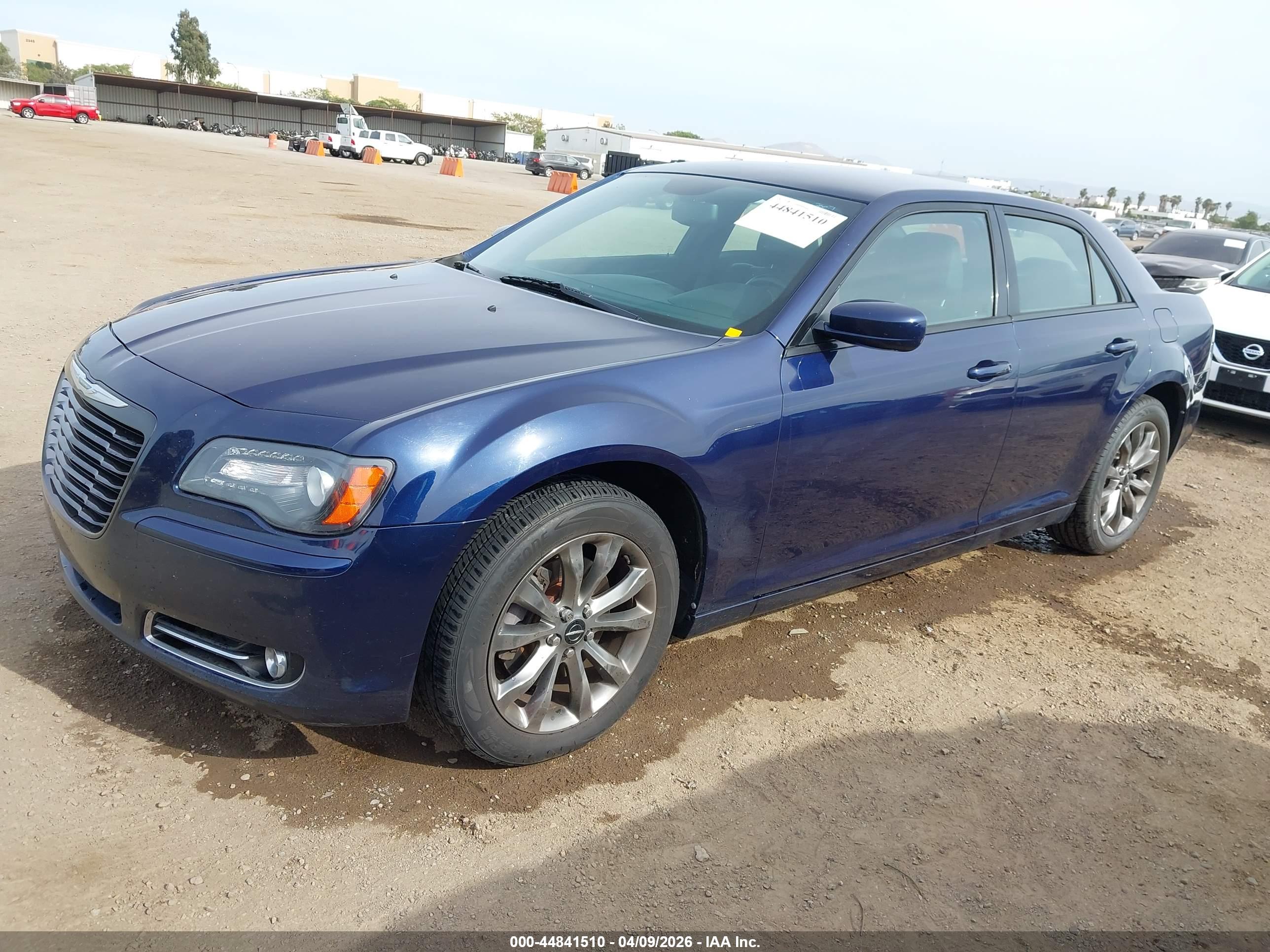 CHRYSLER 300 image 2