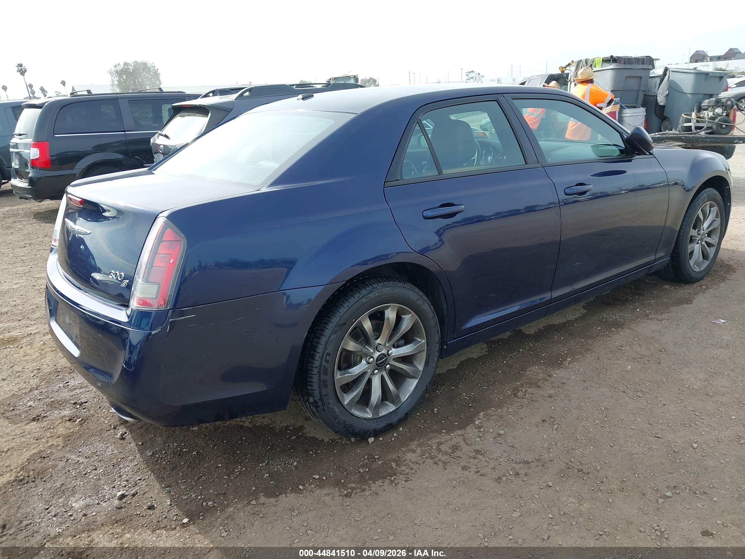 CHRYSLER 300 image 4