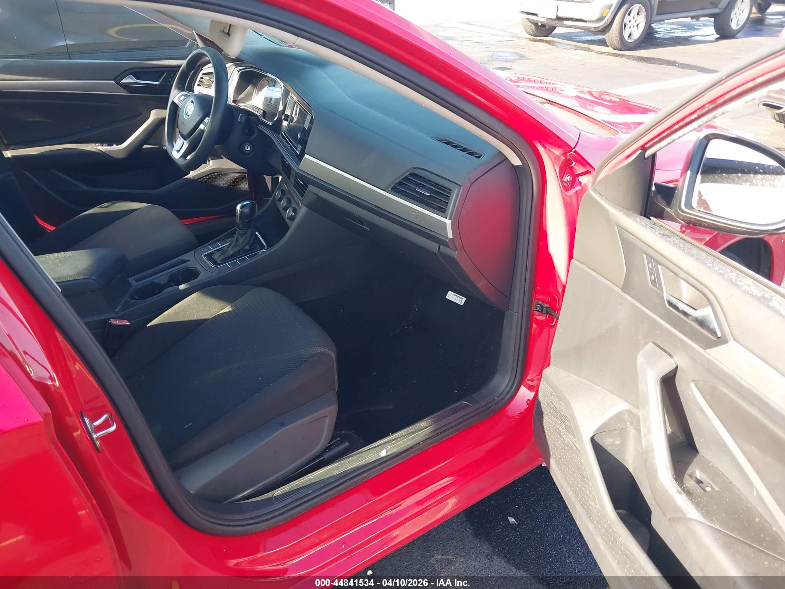 VOLKSWAGEN JETTA image 5