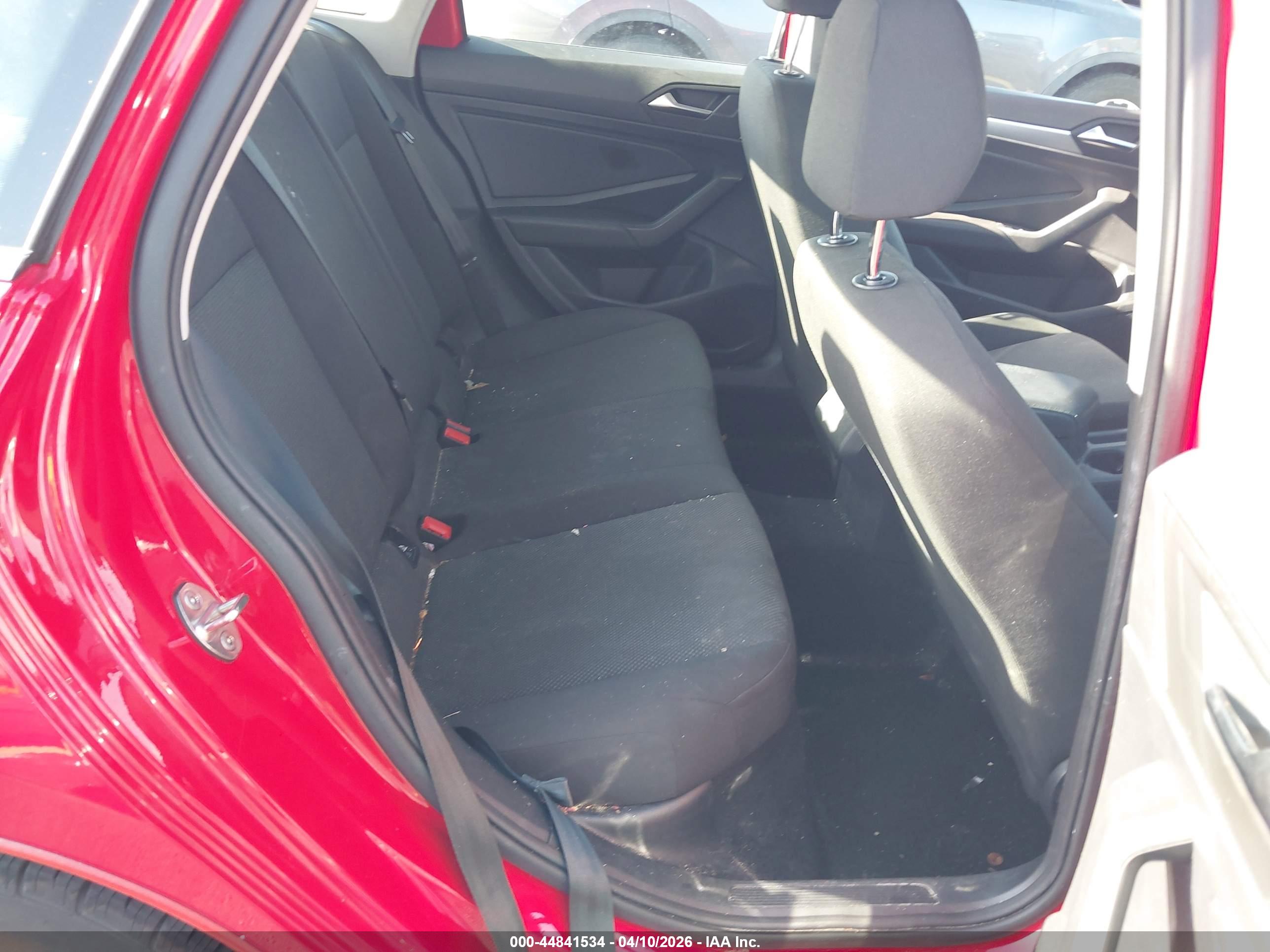 VOLKSWAGEN JETTA image 8