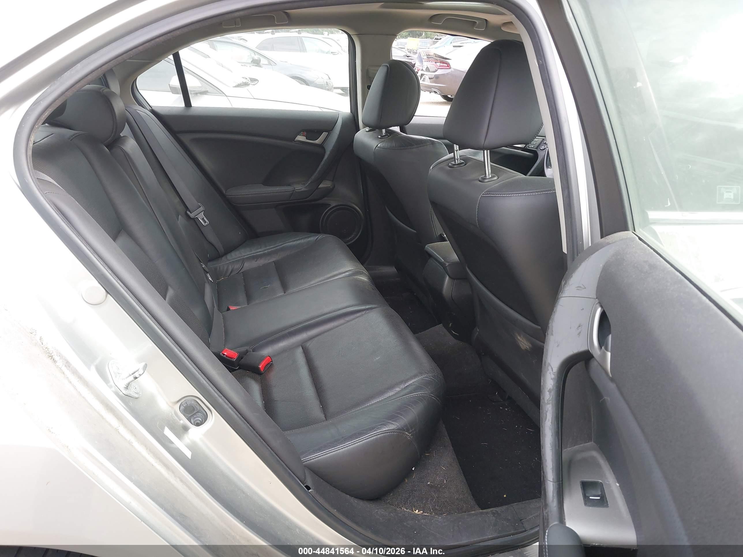 ACURA TSX image 8