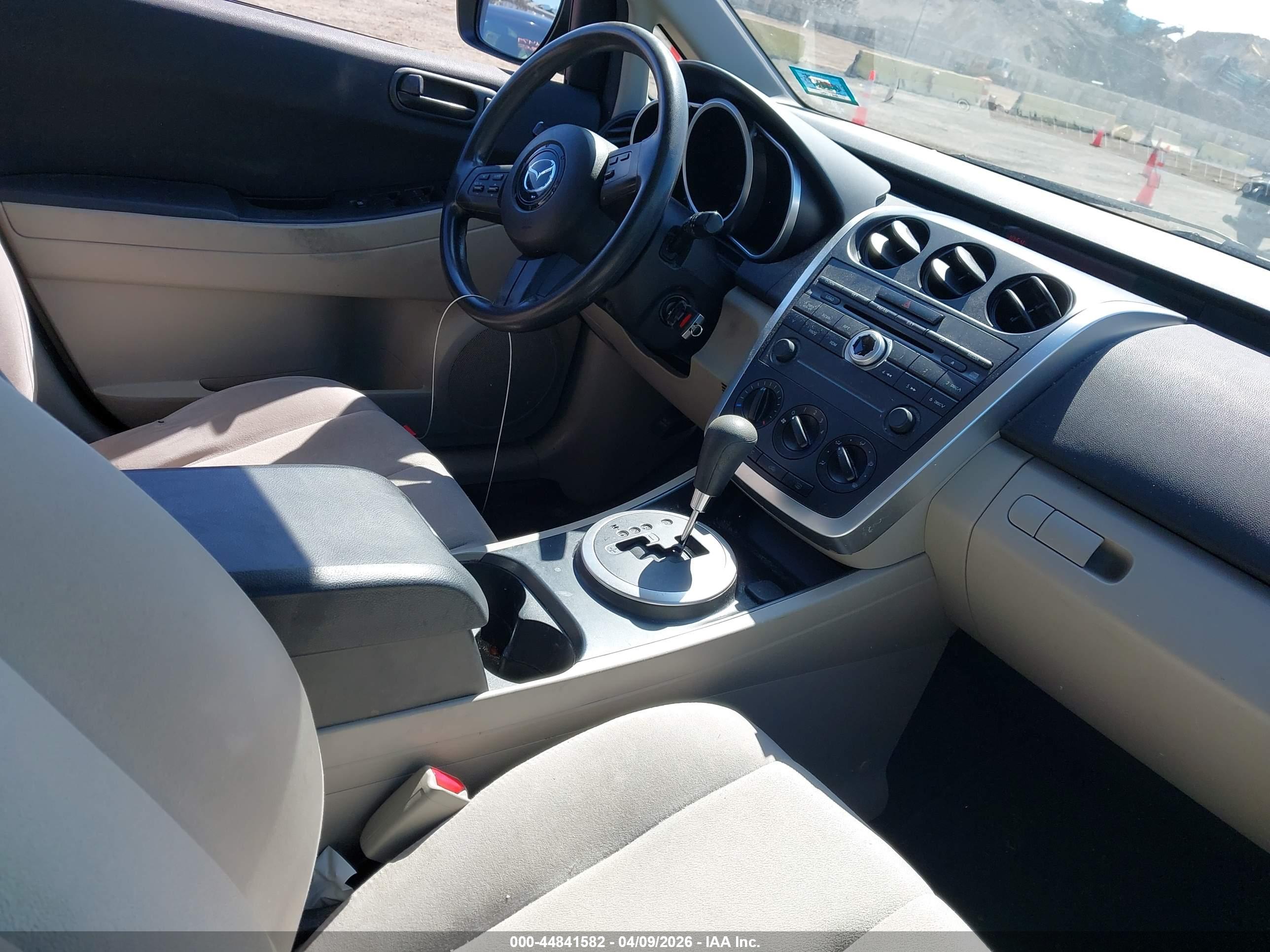 MAZDA CX-7 image 5