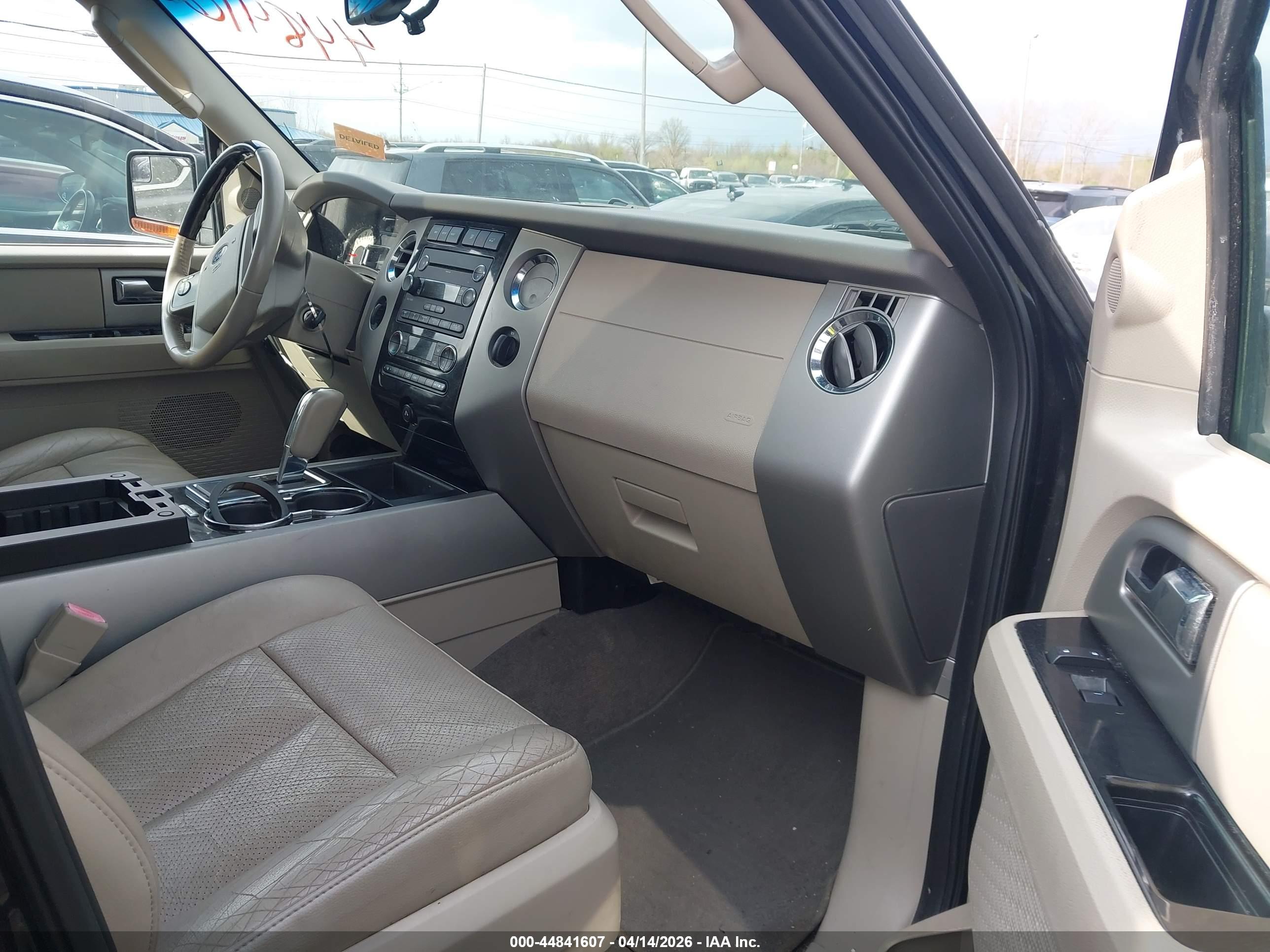 FORD EXPEDITION image 5