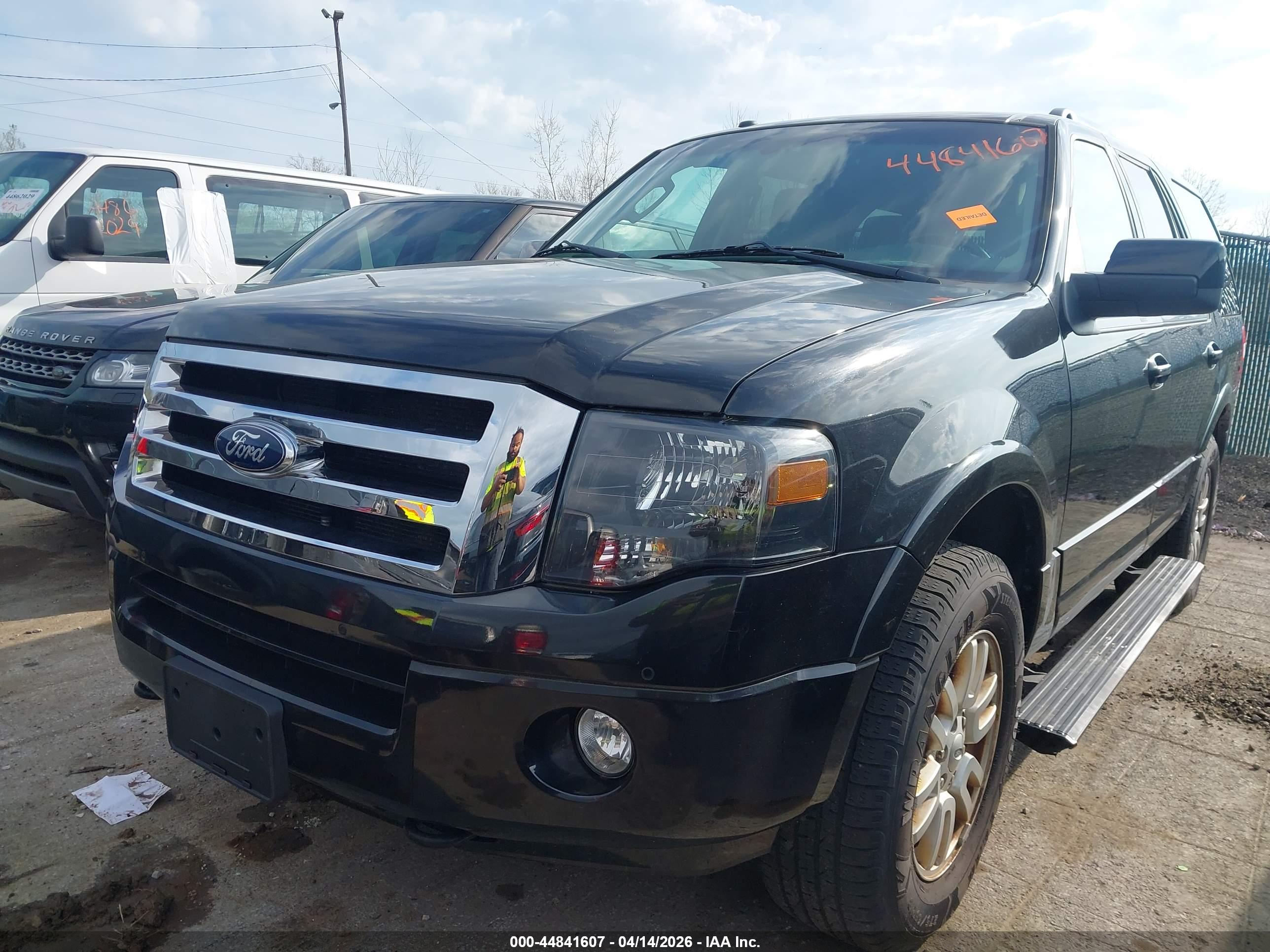 FORD EXPEDITION image 6