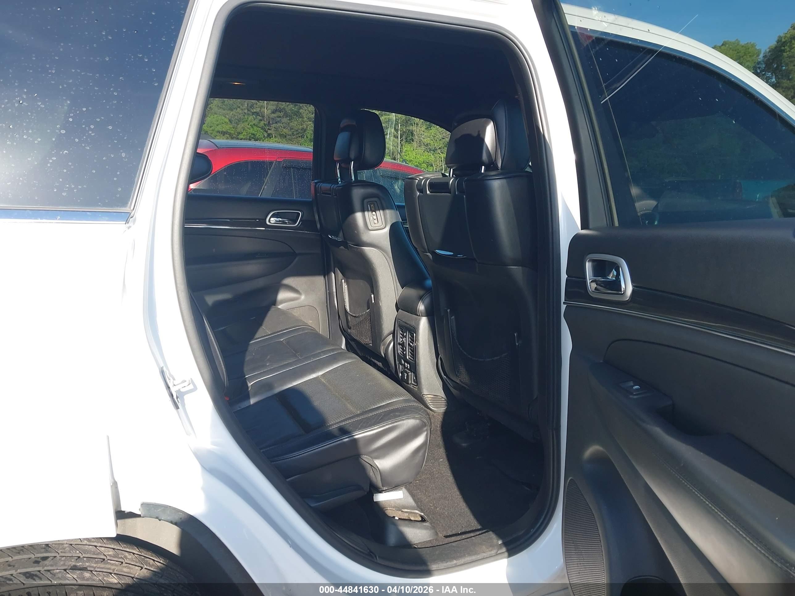 JEEP GRAND image 8