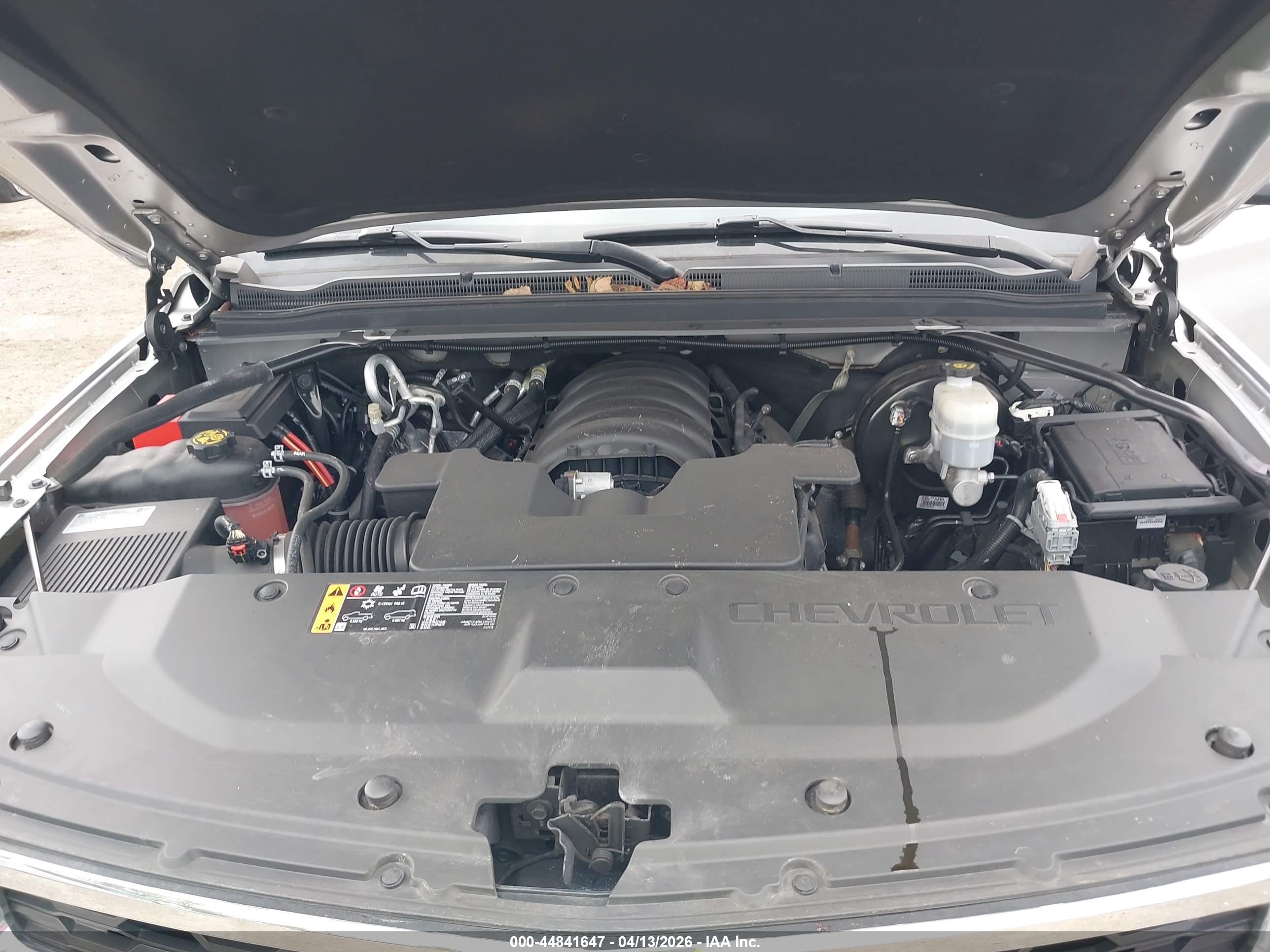 CHEVROLET TAHOE image 10