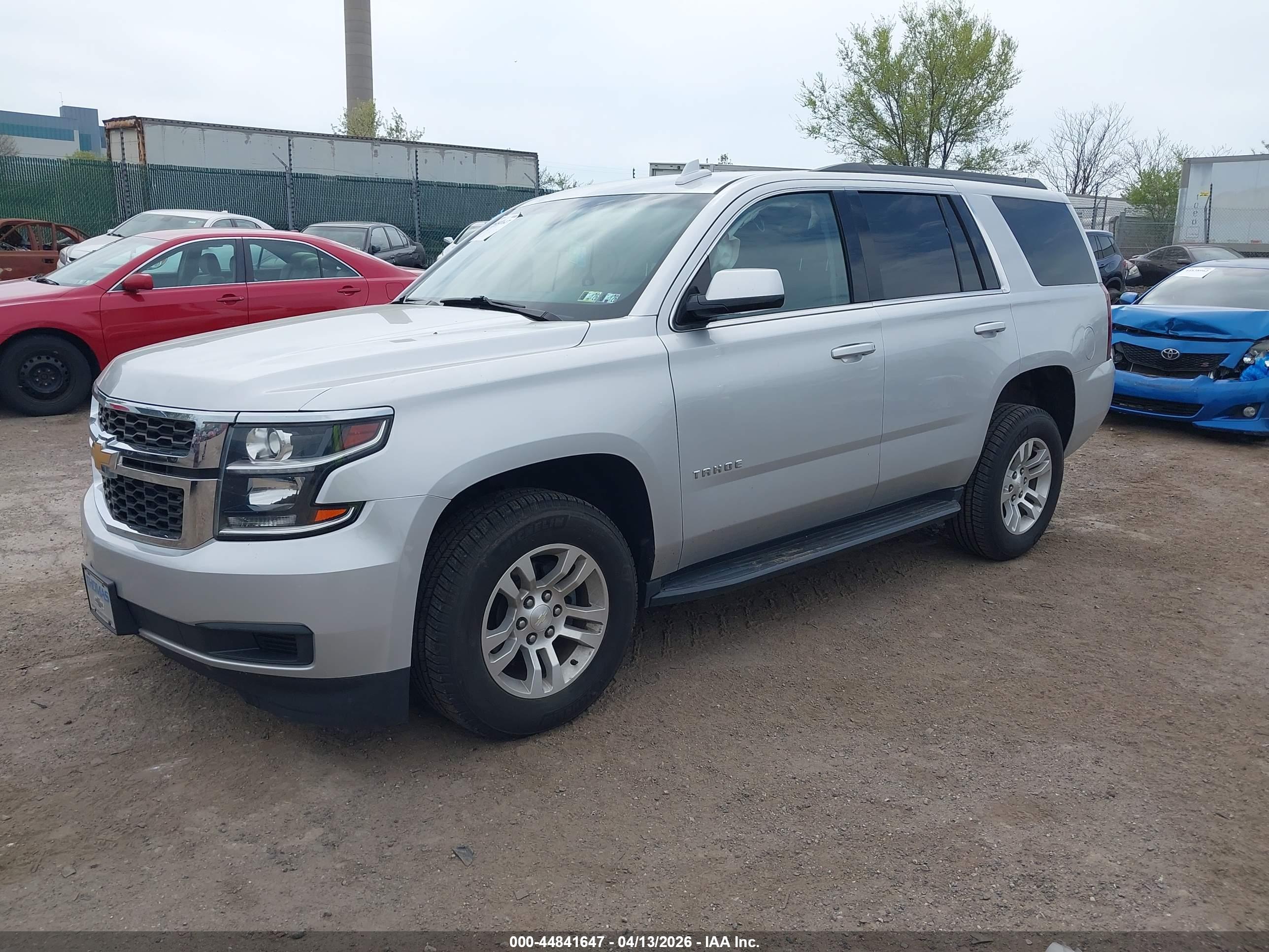CHEVROLET TAHOE image 2