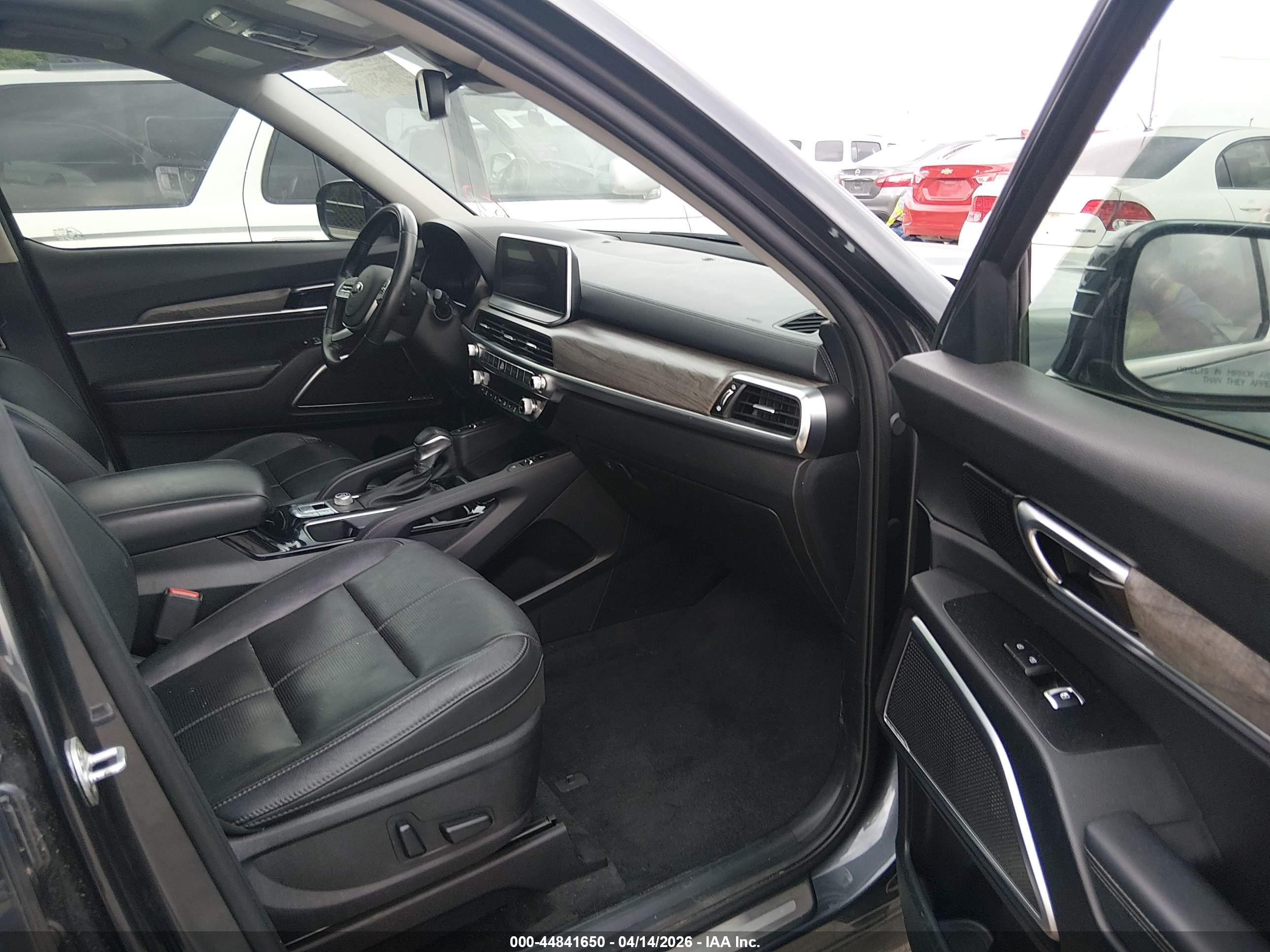 KIA TELLURIDE image 5