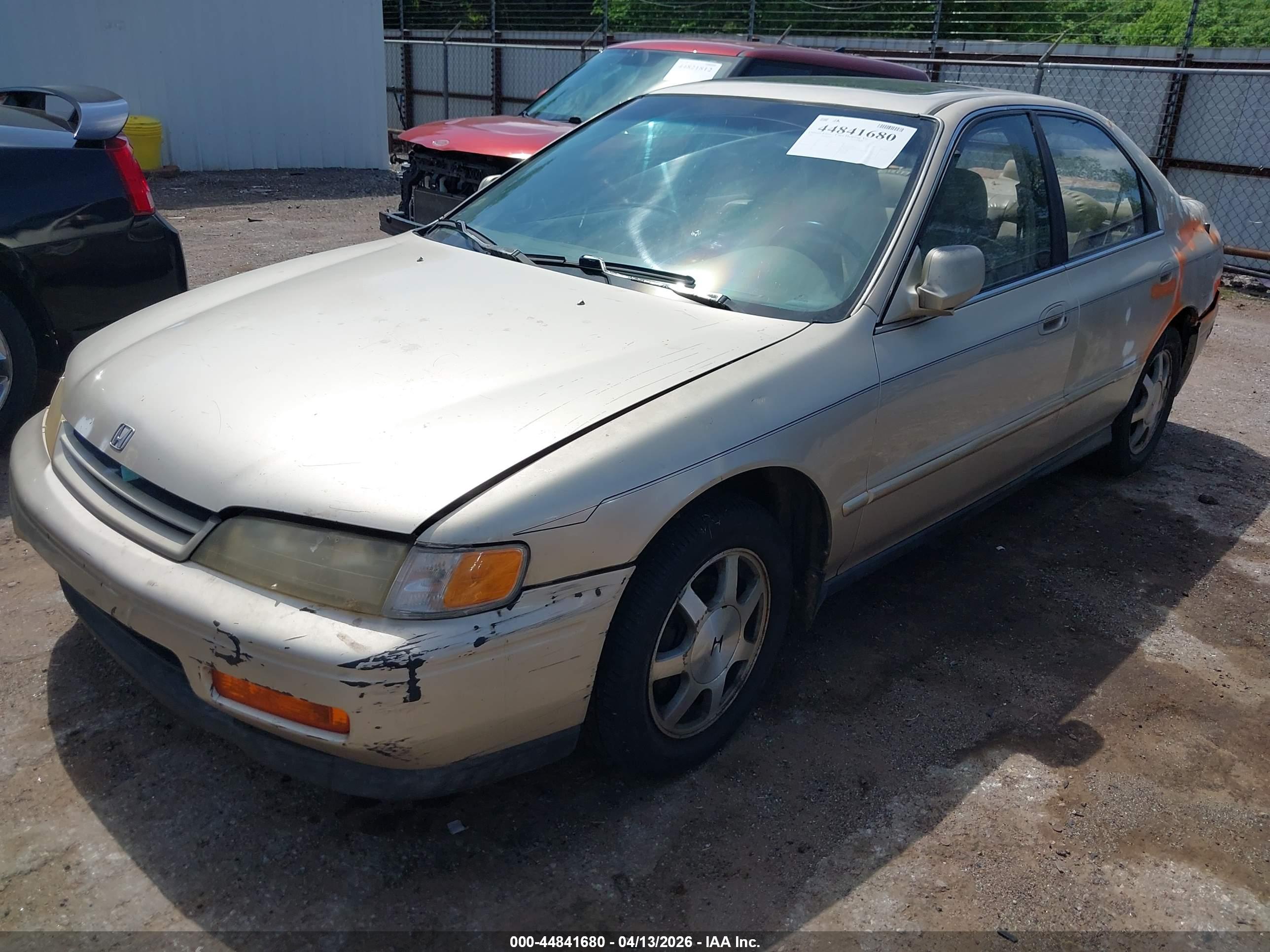 HONDA ACCORD image 2