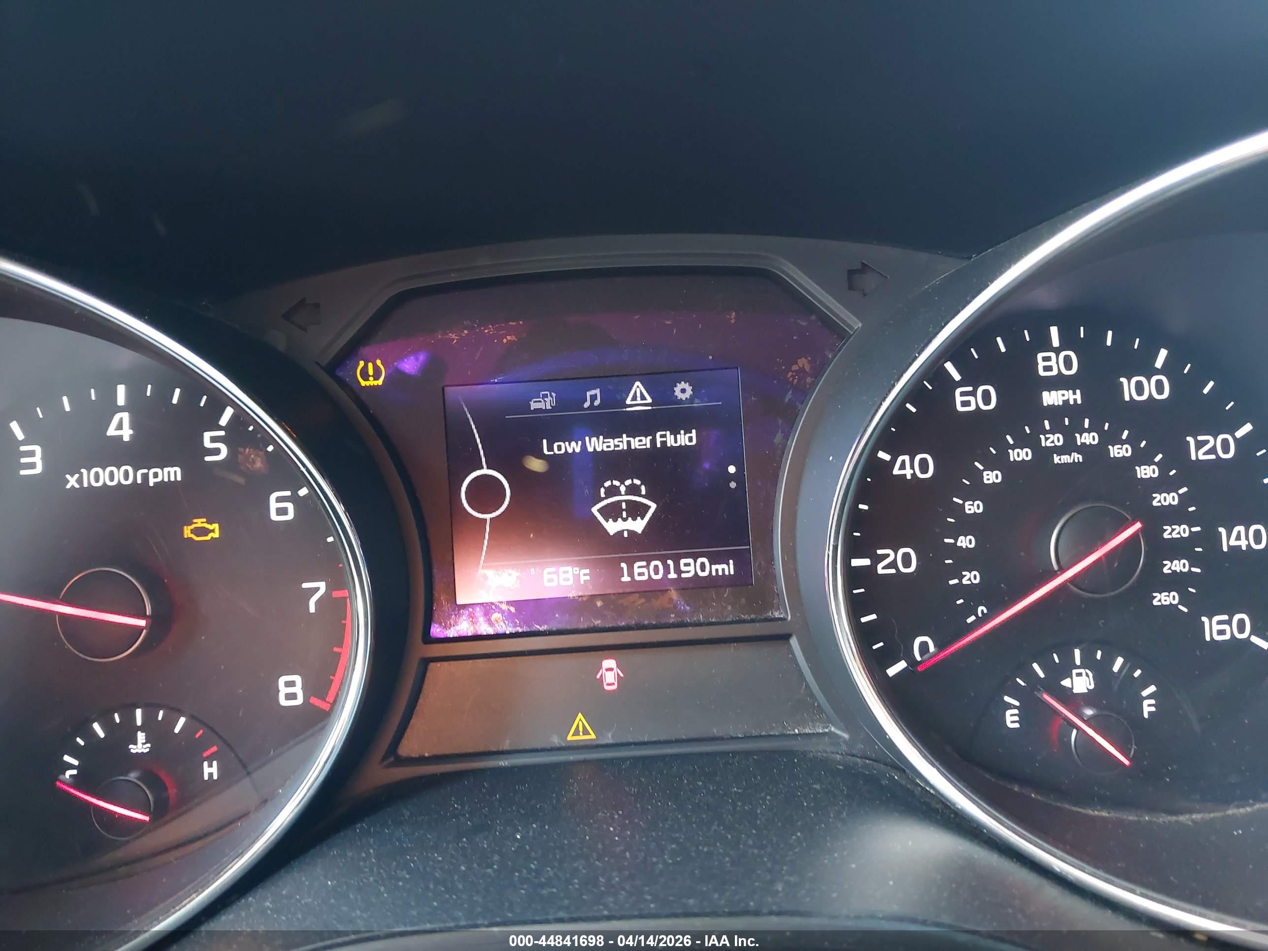 KIA SEDONA image 7