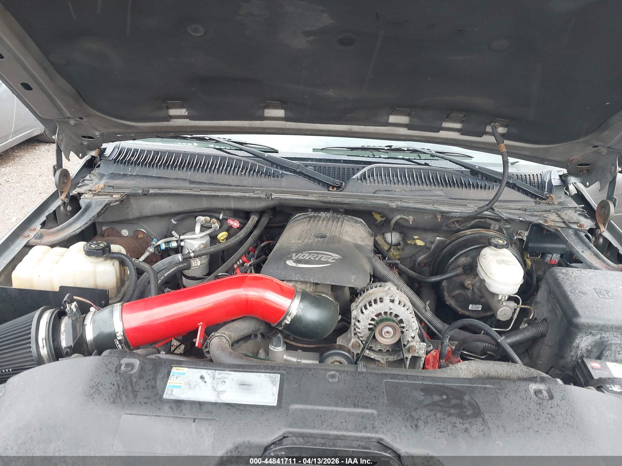 GMC SIERRA image 10