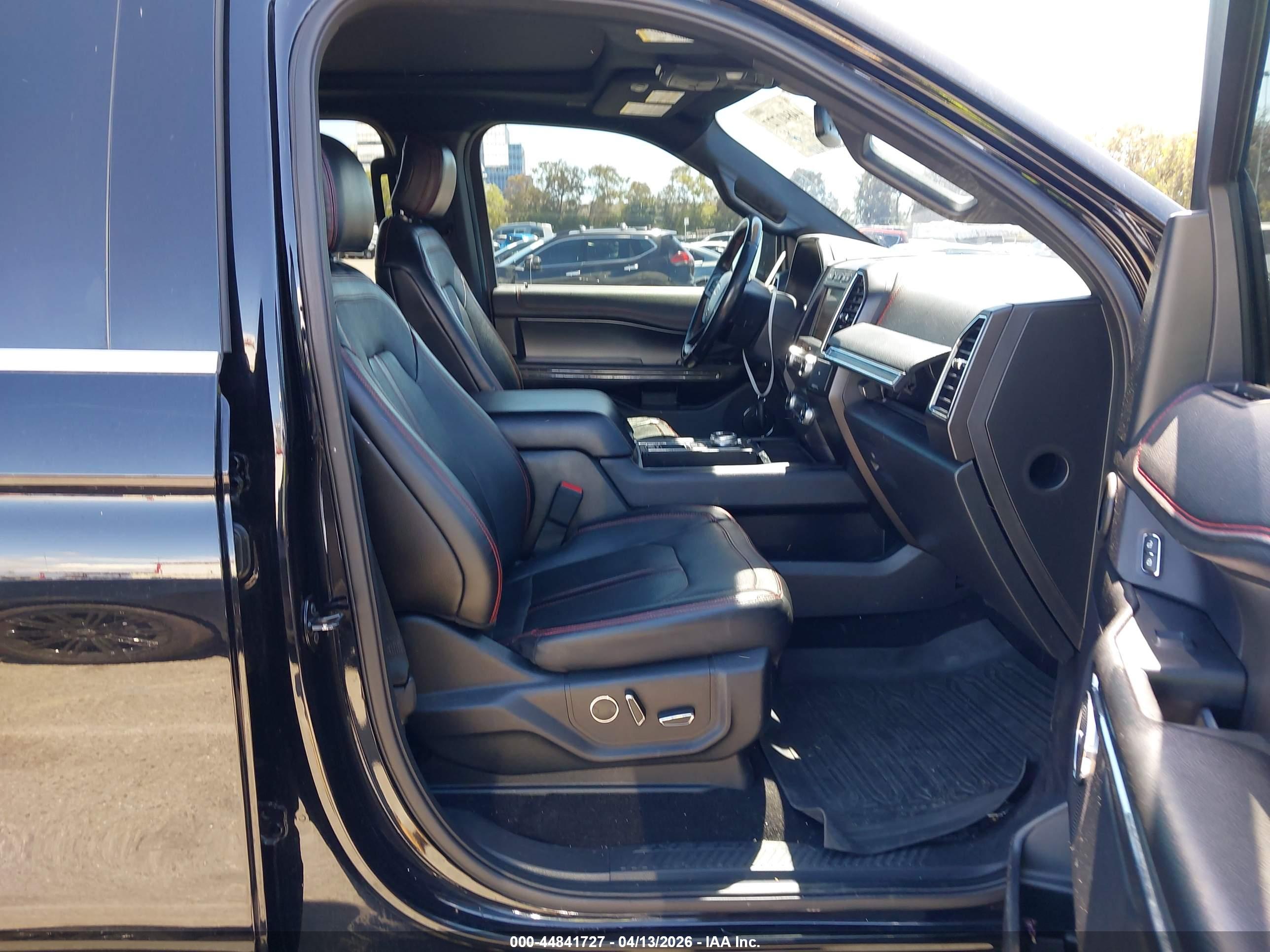 FORD EXPEDITION image 5