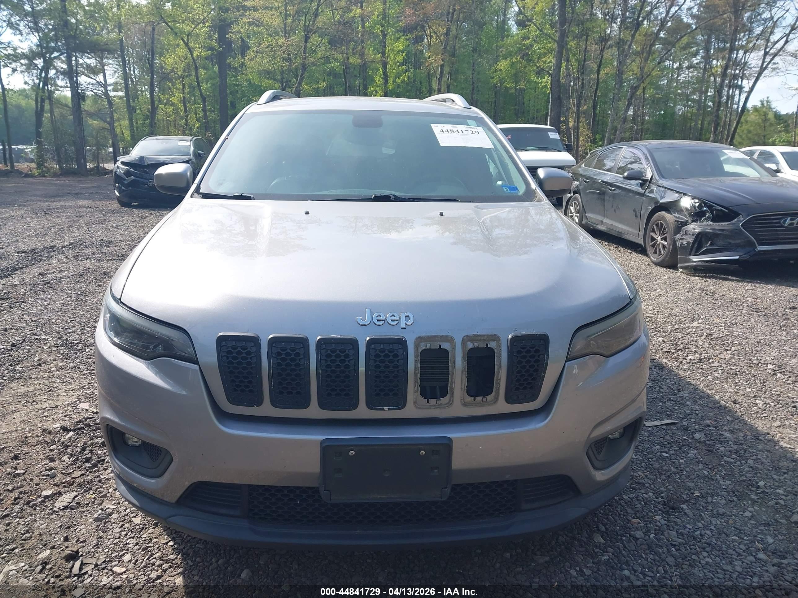 JEEP CHEROKEE image 6