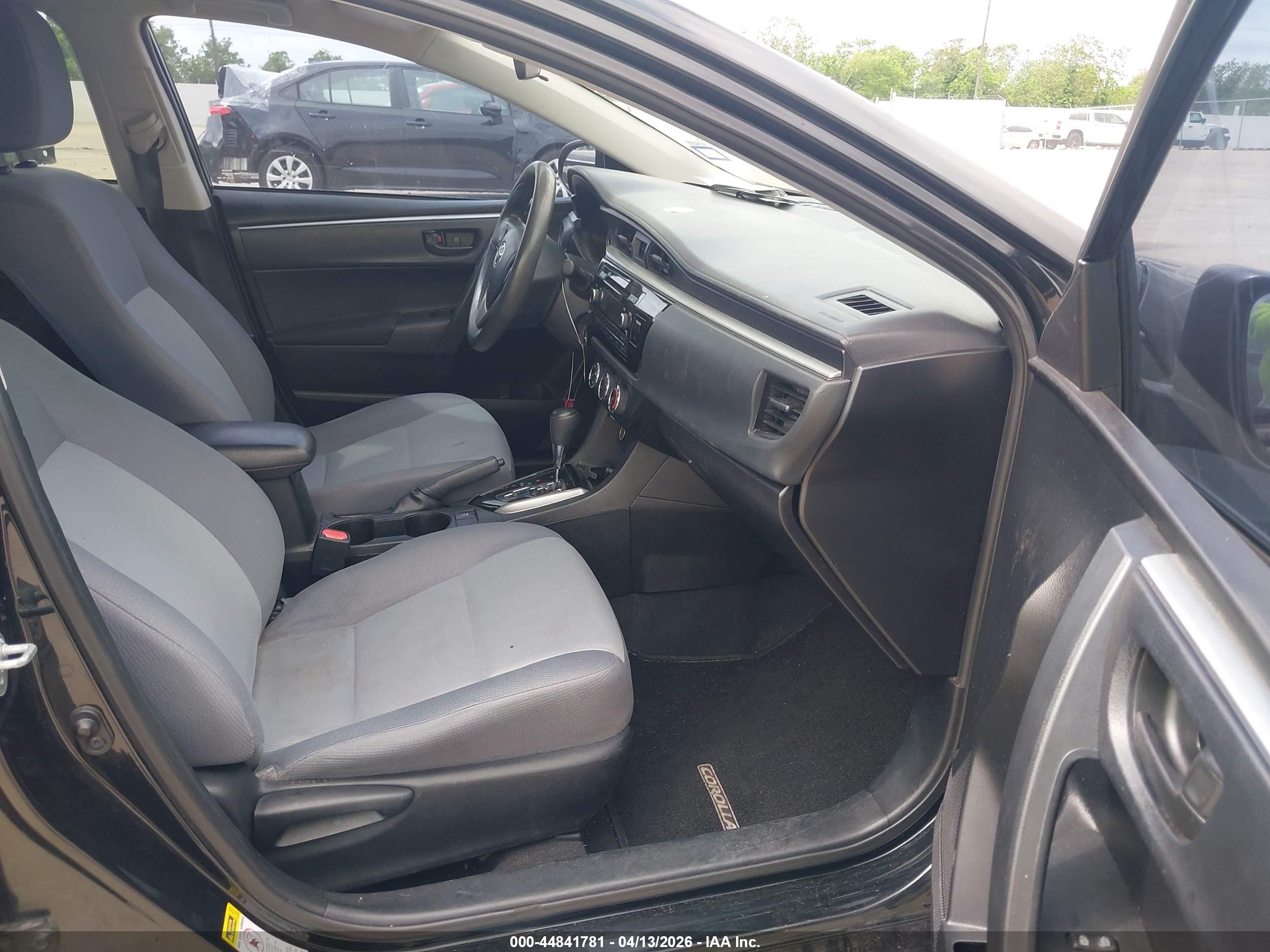 TOYOTA COROLLA image 5