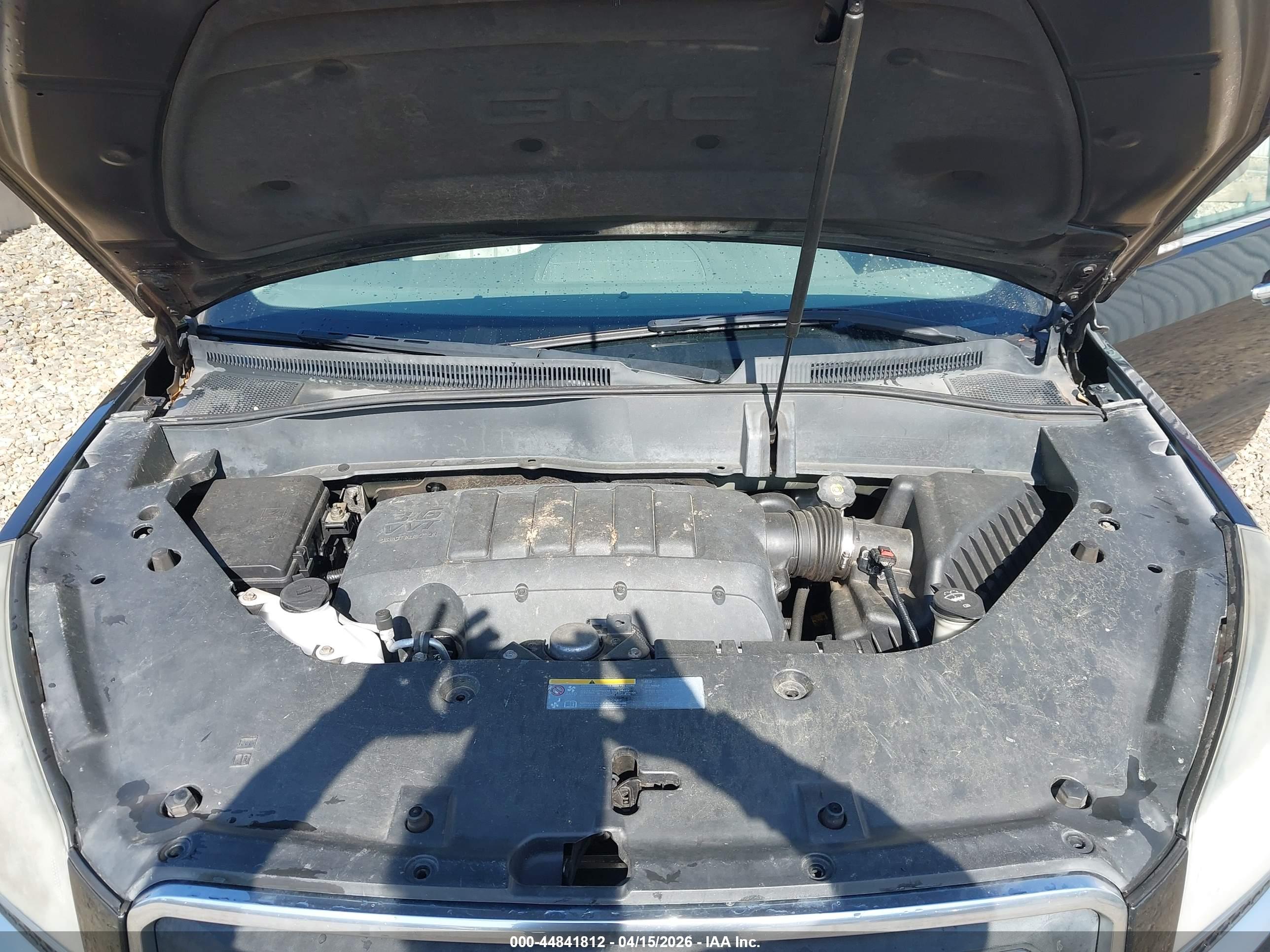 GMC ACADIA image 10