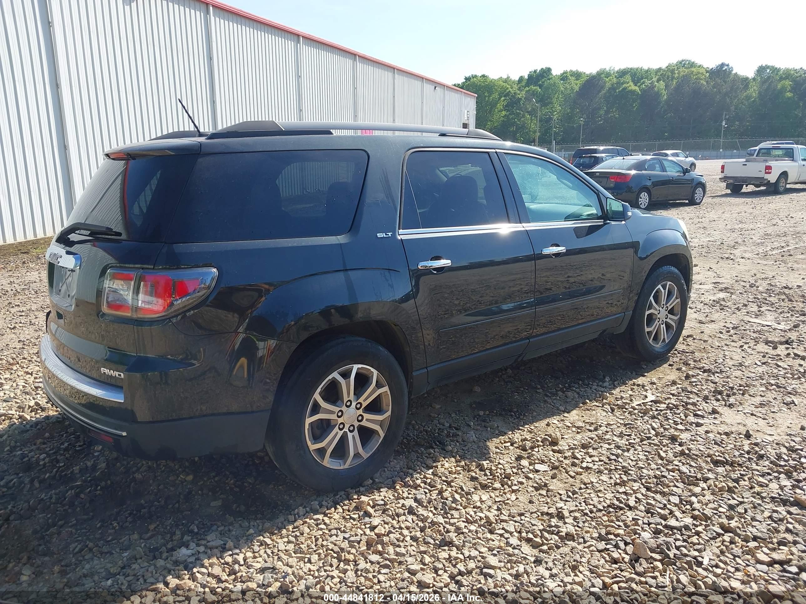 GMC ACADIA image 4