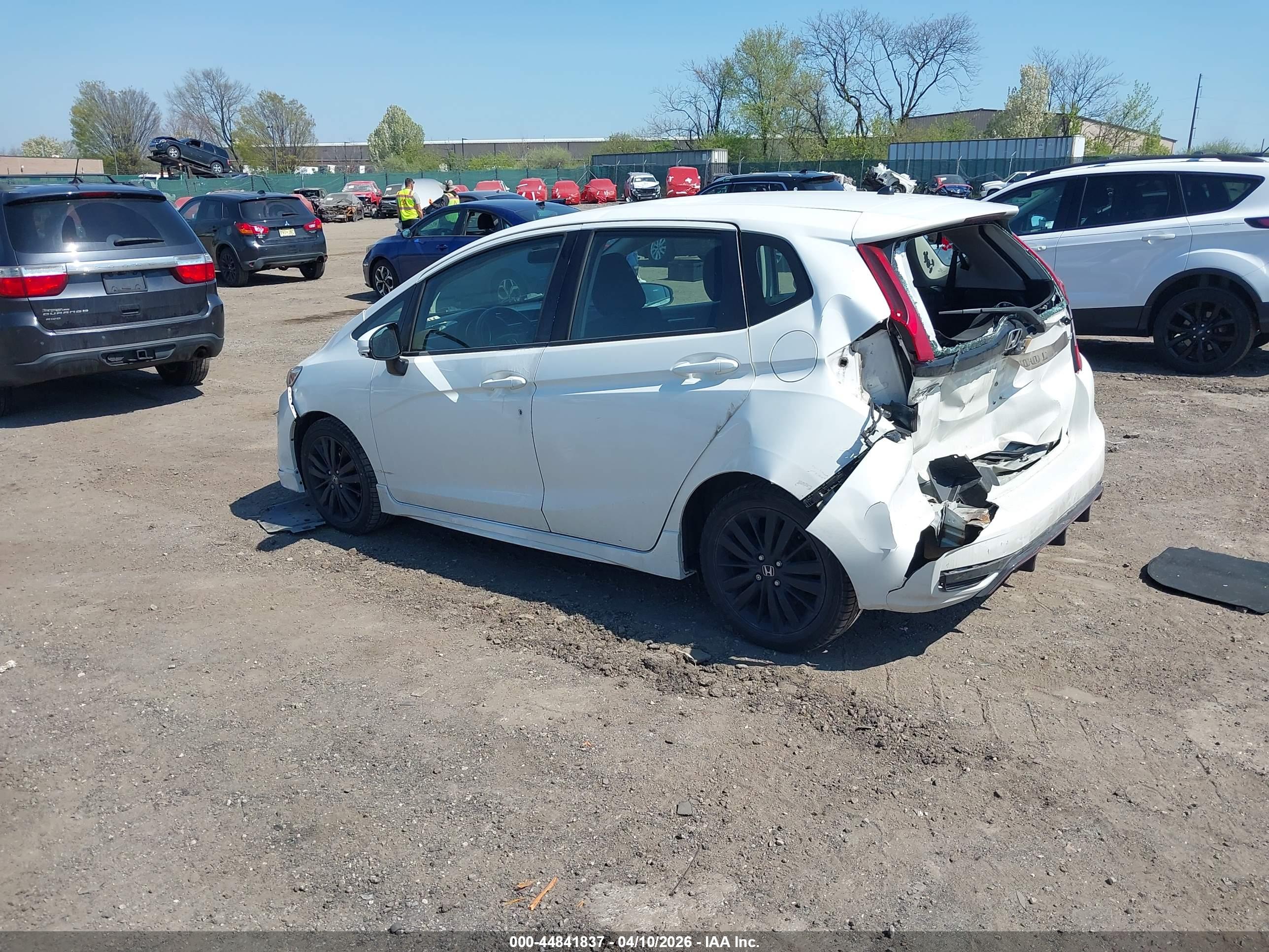 HONDA FIT image 3