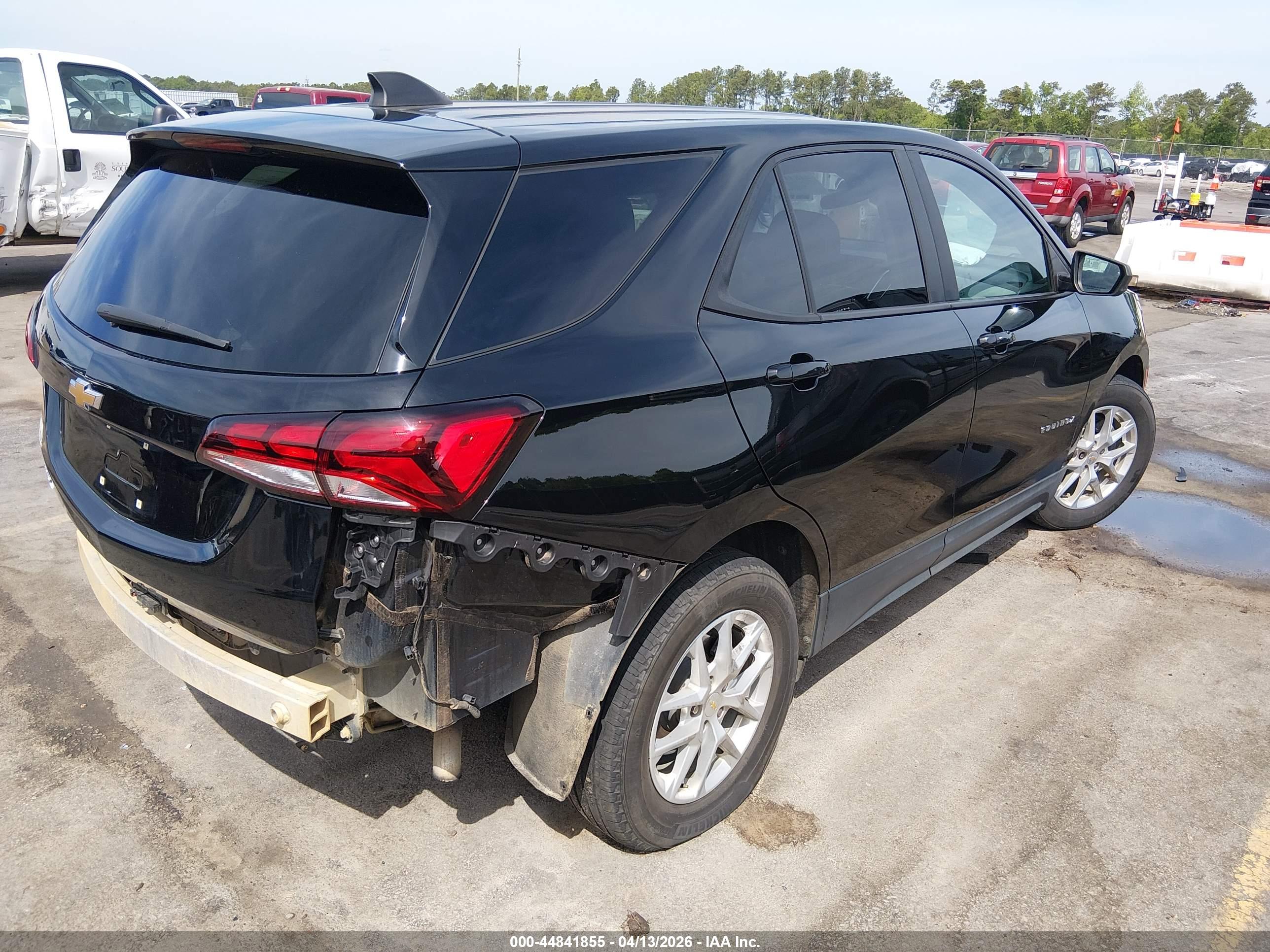 CHEVROLET EQUINOX image 4