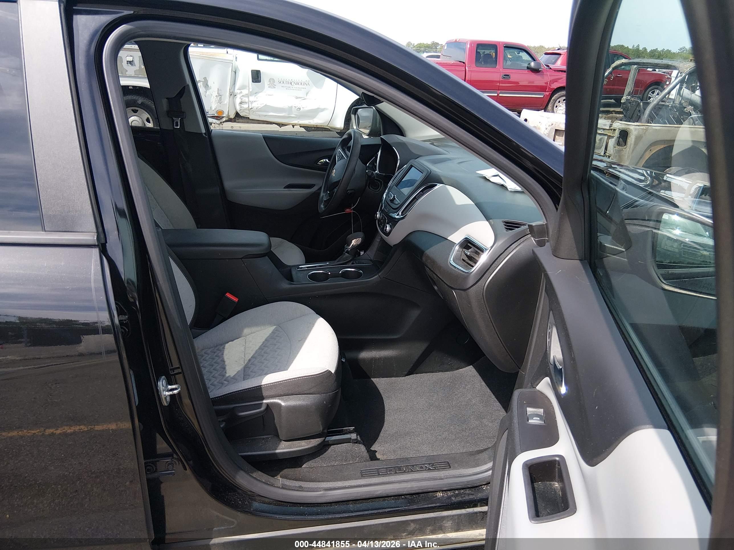 CHEVROLET EQUINOX image 5