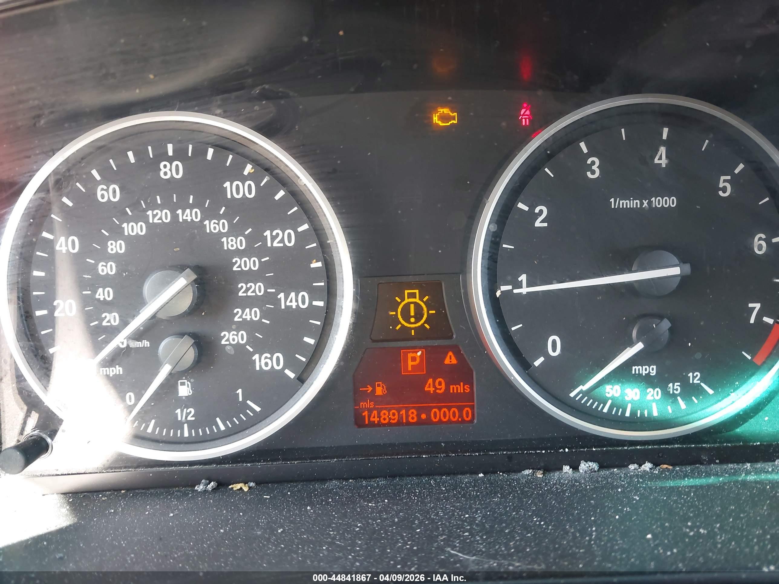 BMW 528I image 7