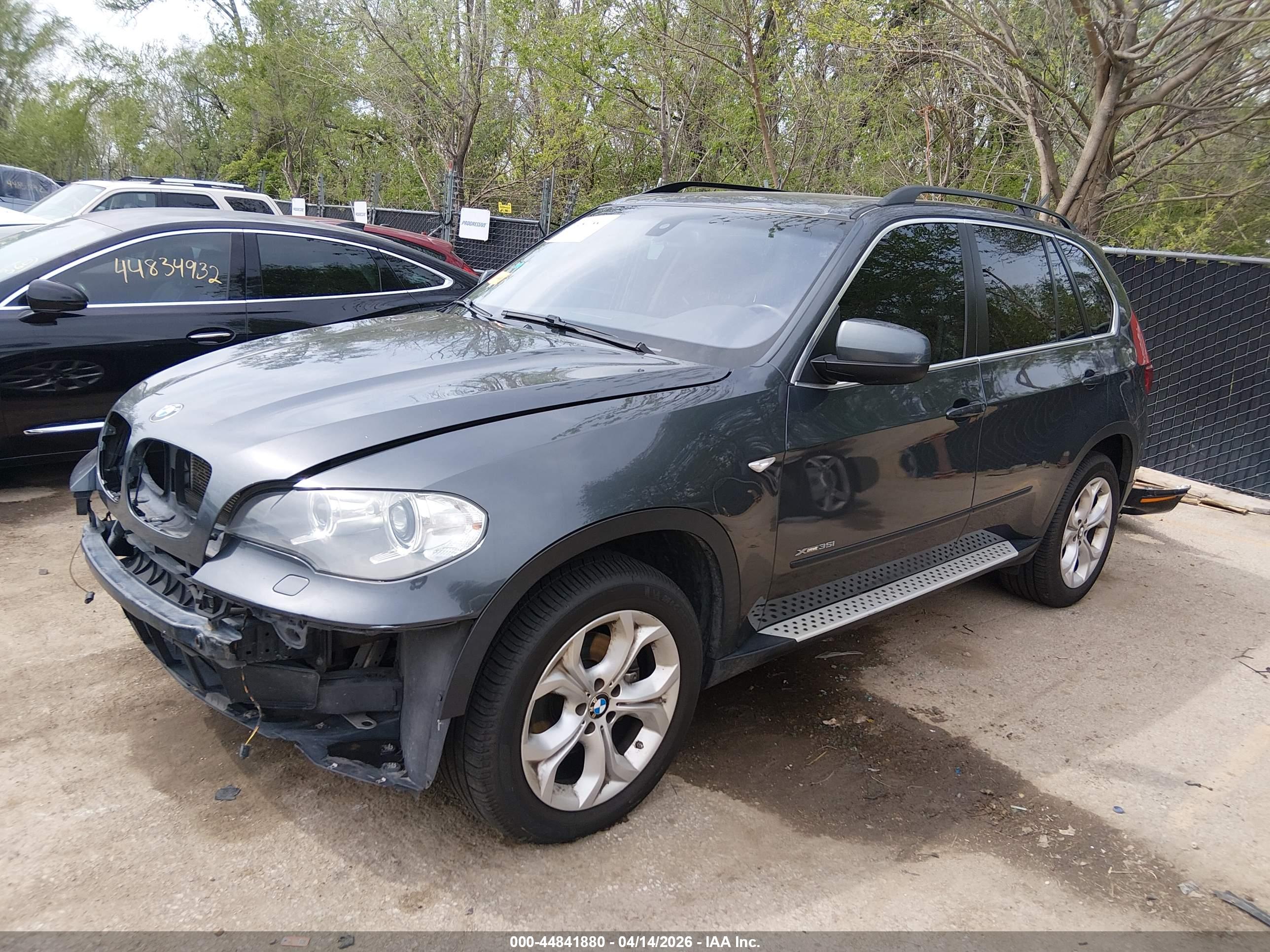 BMW X5 image 2