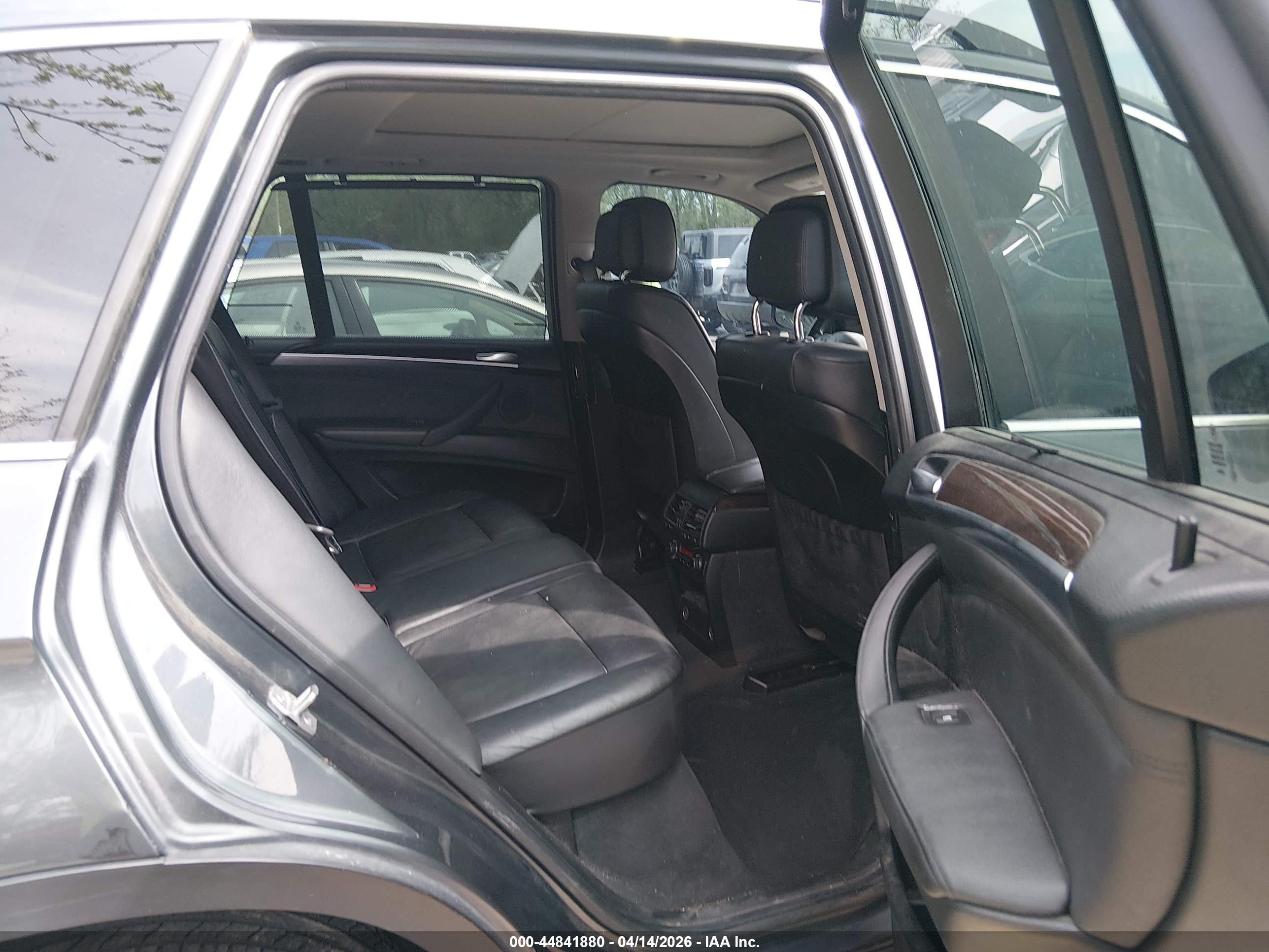 BMW X5 image 8