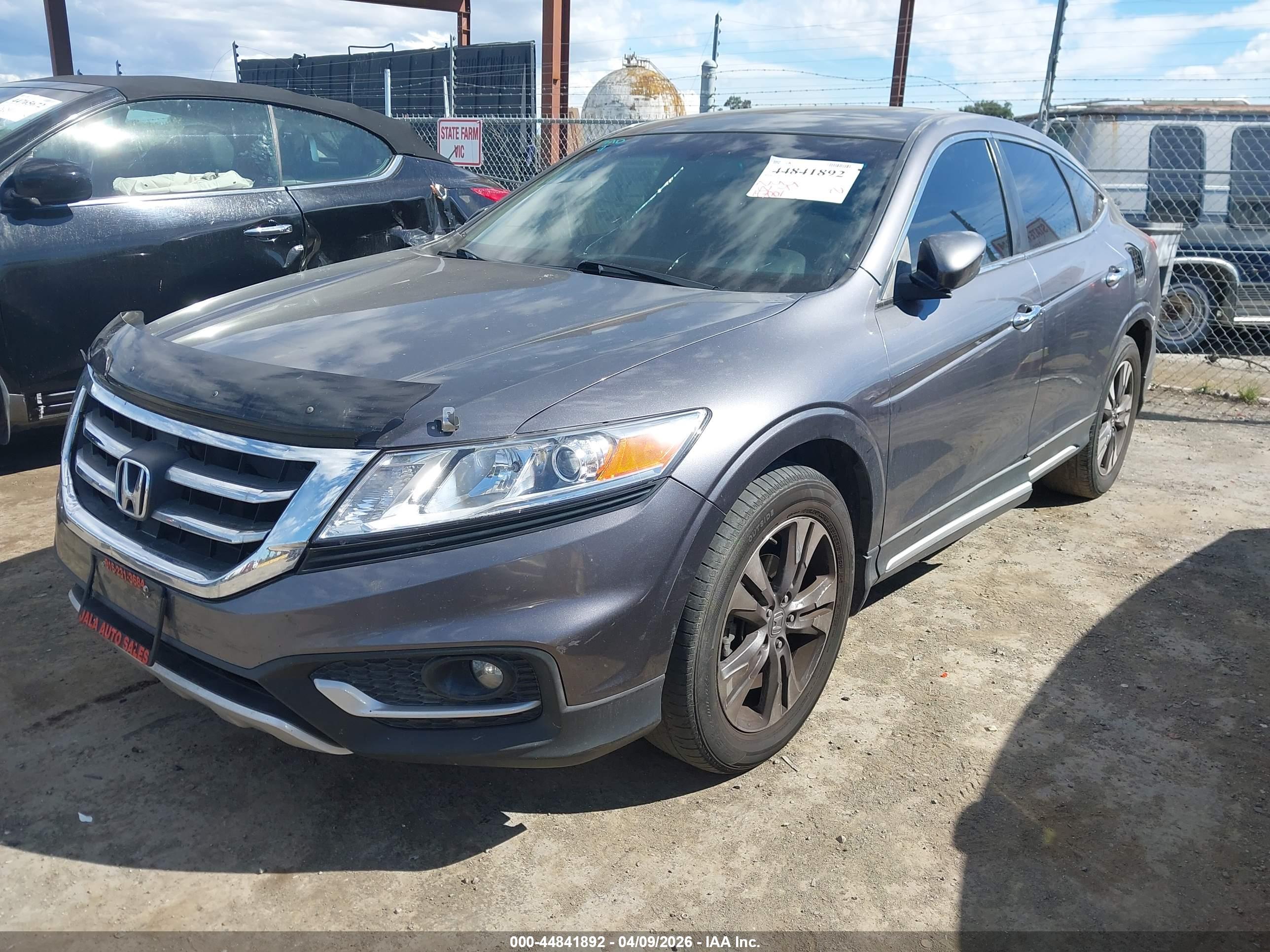 HONDA CROSSTOUR image 2
