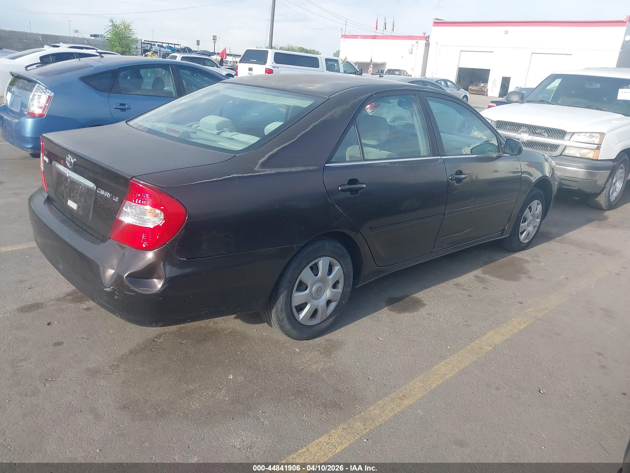 TOYOTA CAMRY image 4
