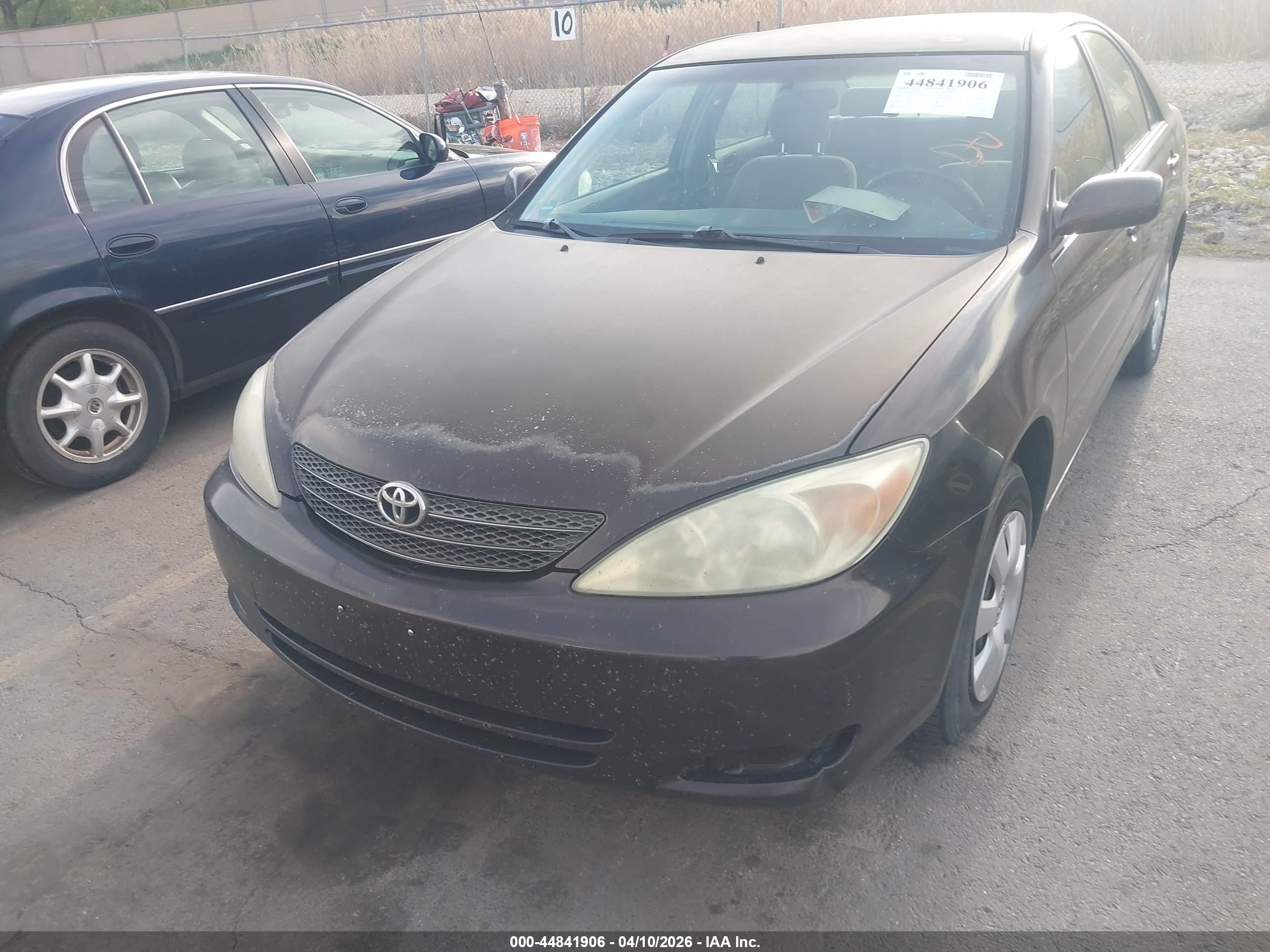 TOYOTA CAMRY image 6