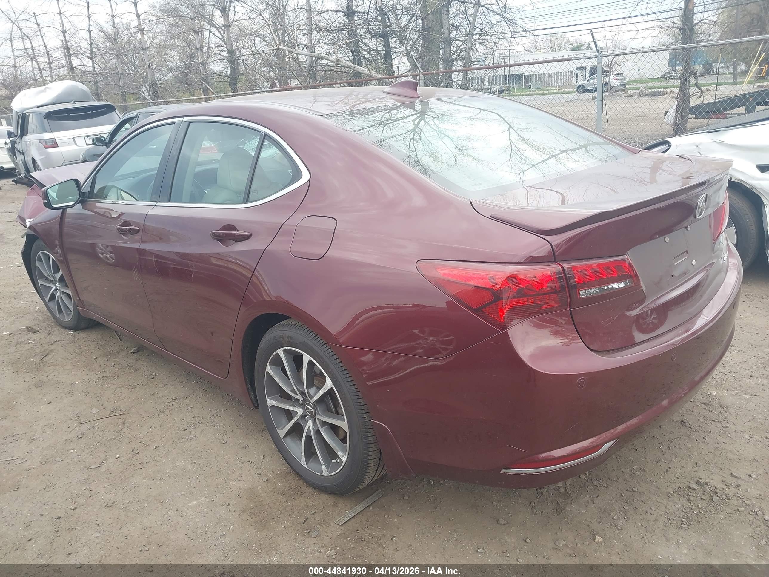 ACURA TLX image 3