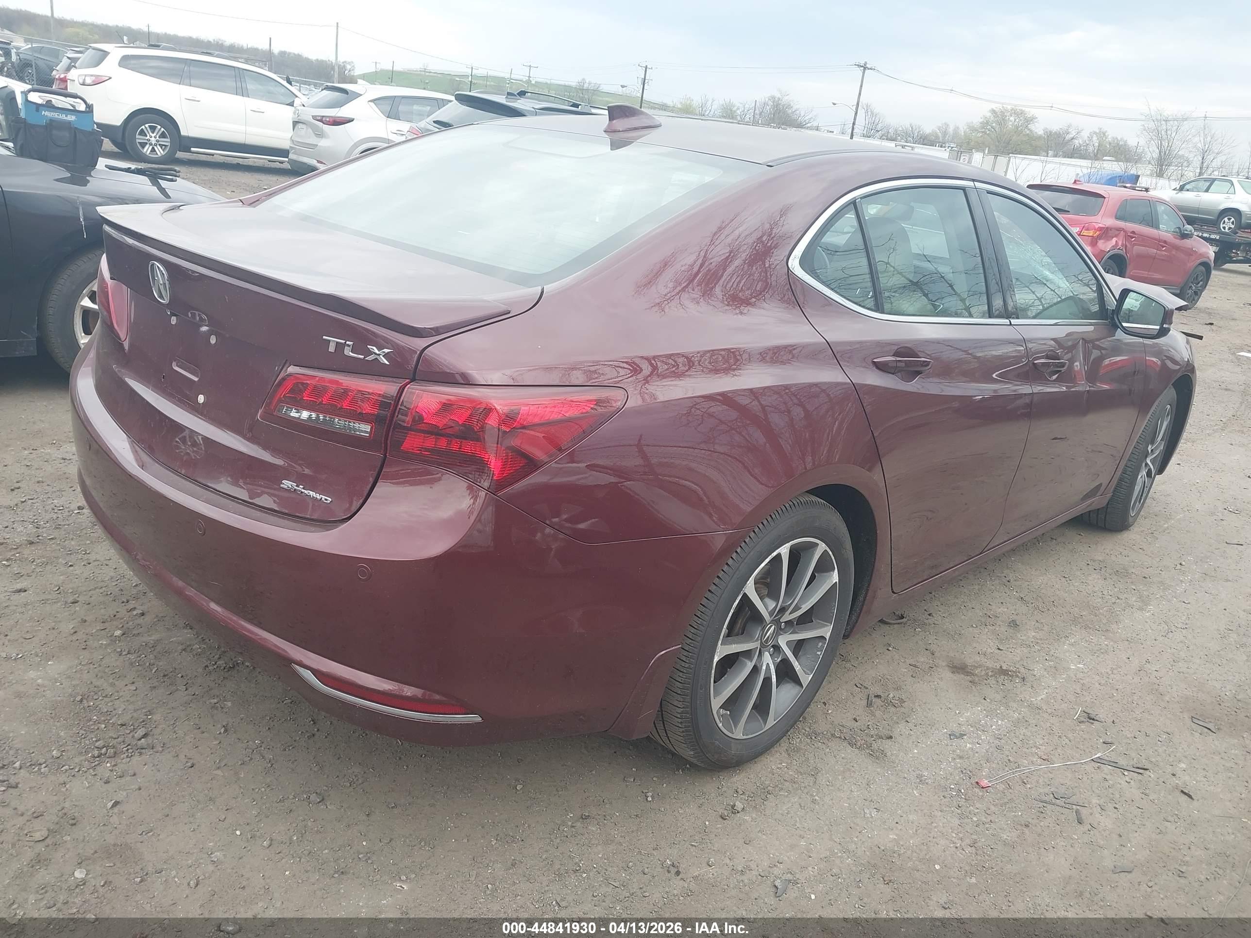ACURA TLX image 4