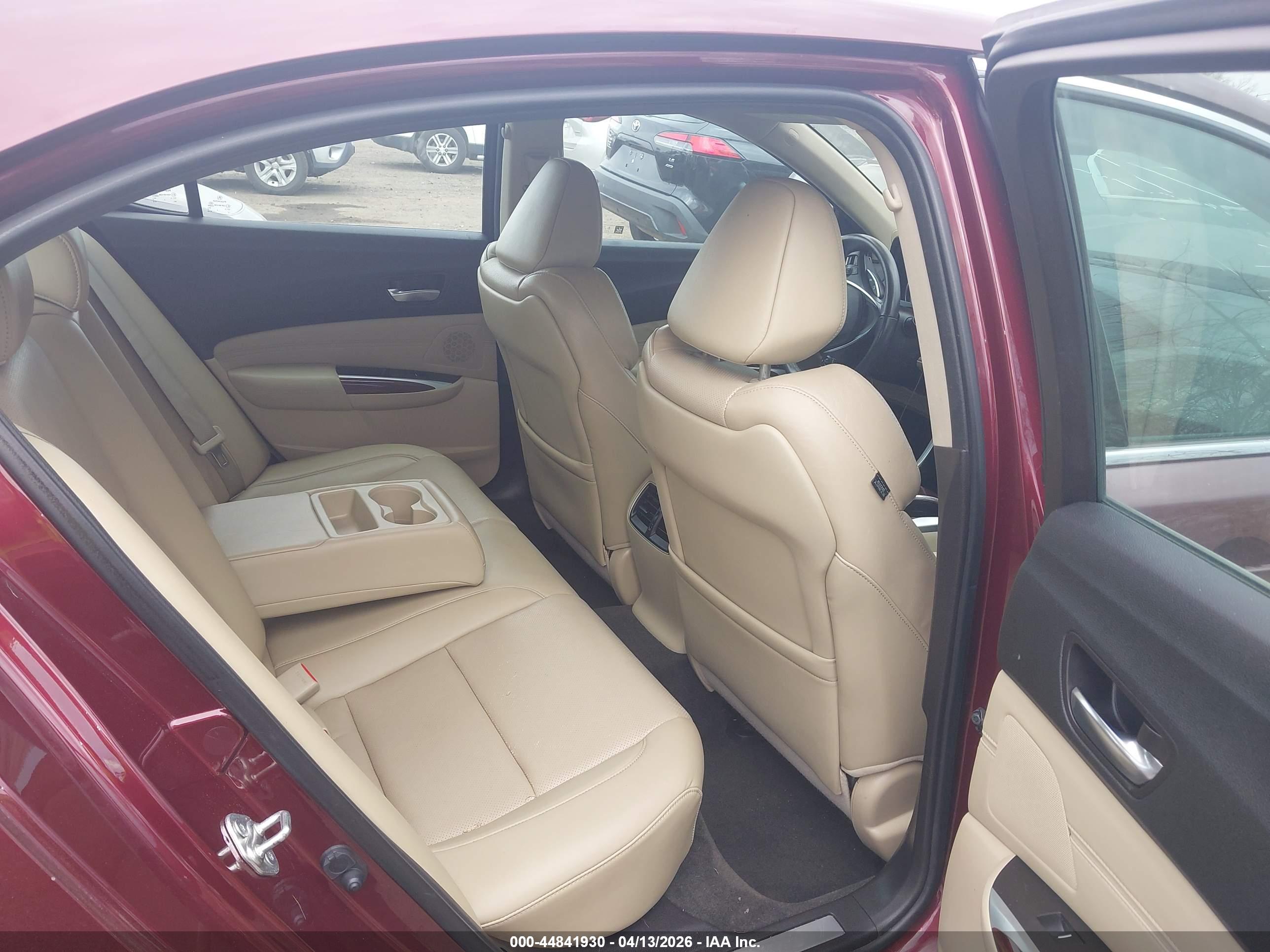 ACURA TLX image 8