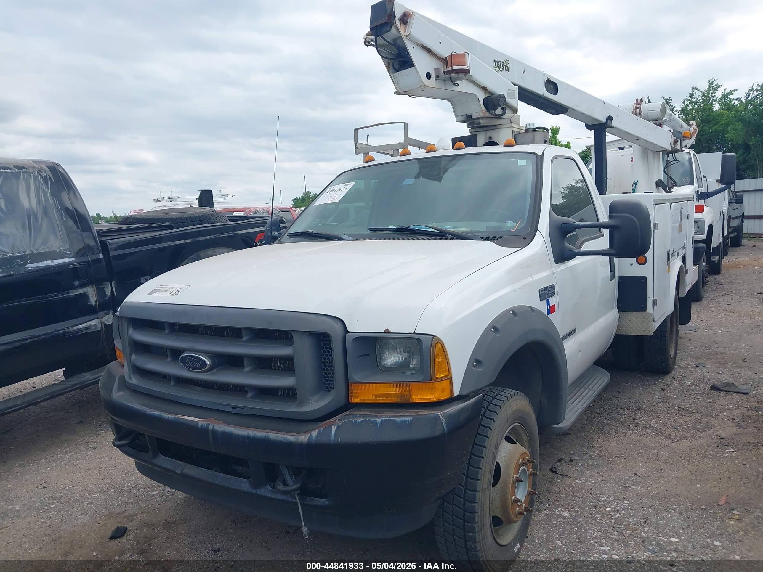 FORD F-450 image 2