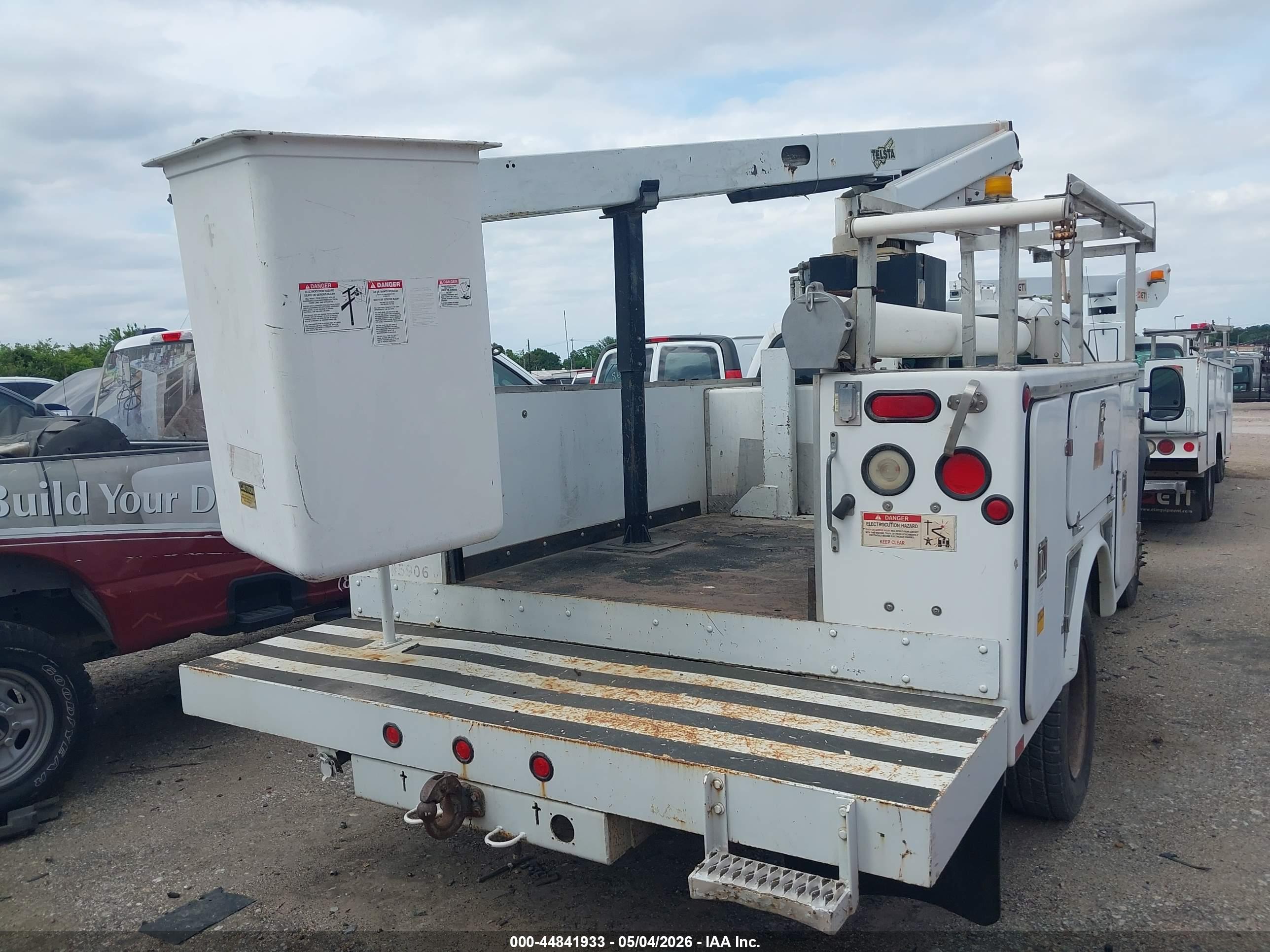 FORD F-450 image 4