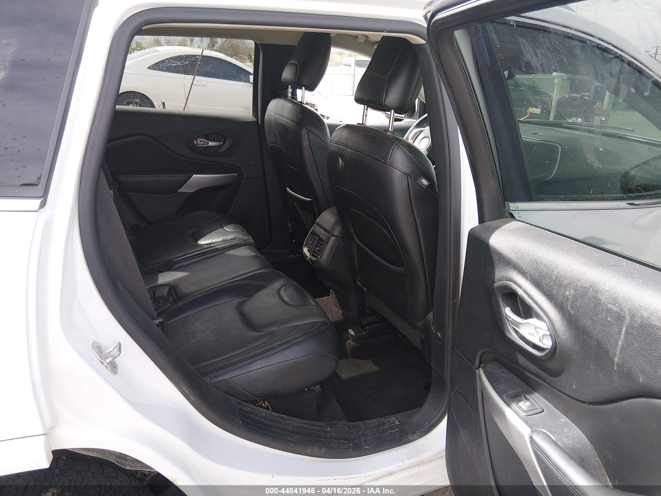 JEEP CHEROKEE image 8
