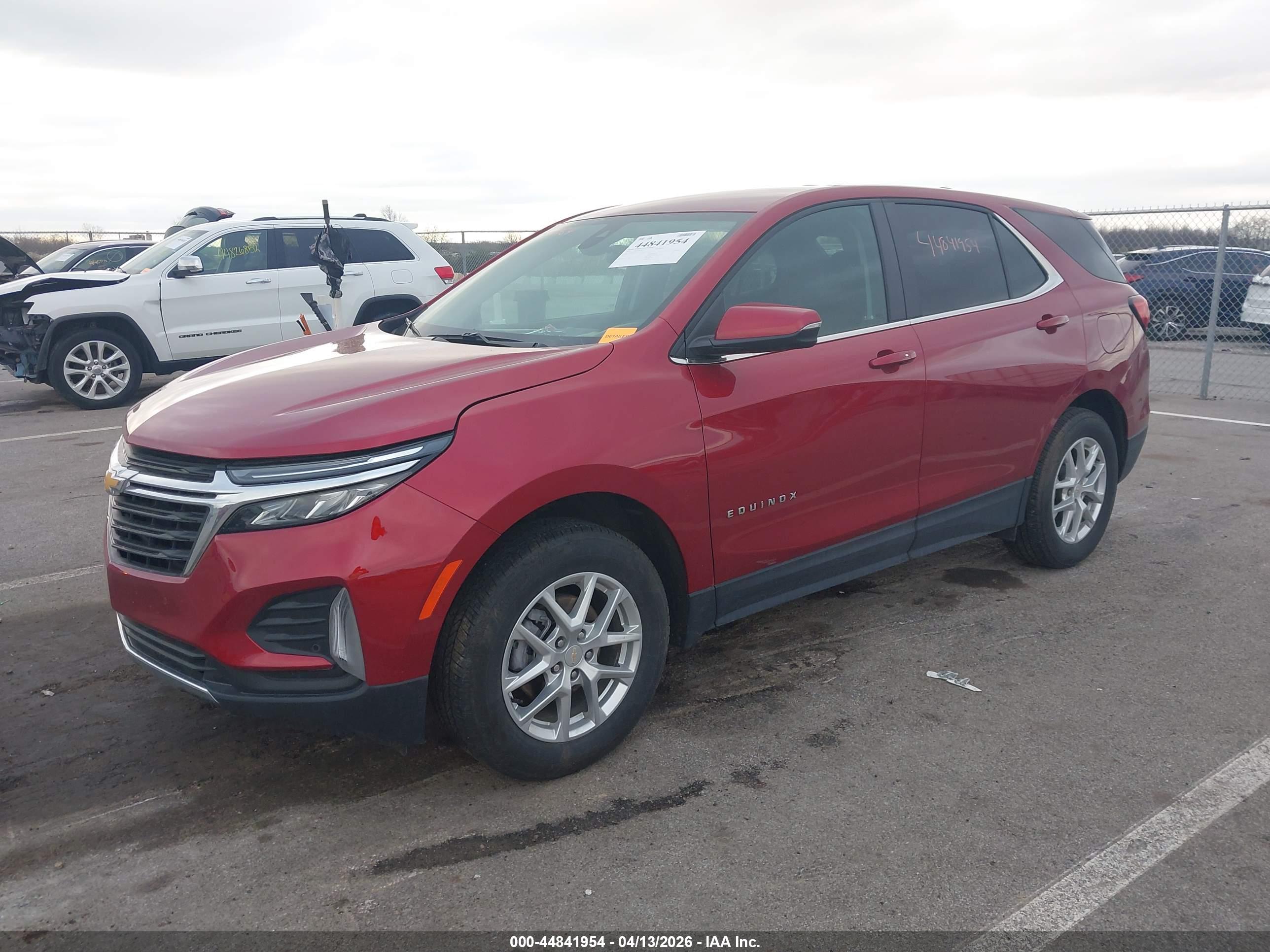 CHEVROLET EQUINOX image 2