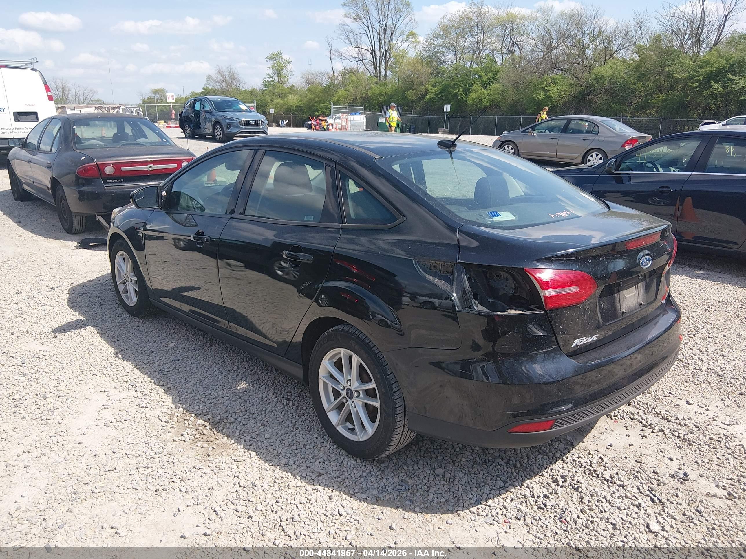 FORD FOCUS image 3