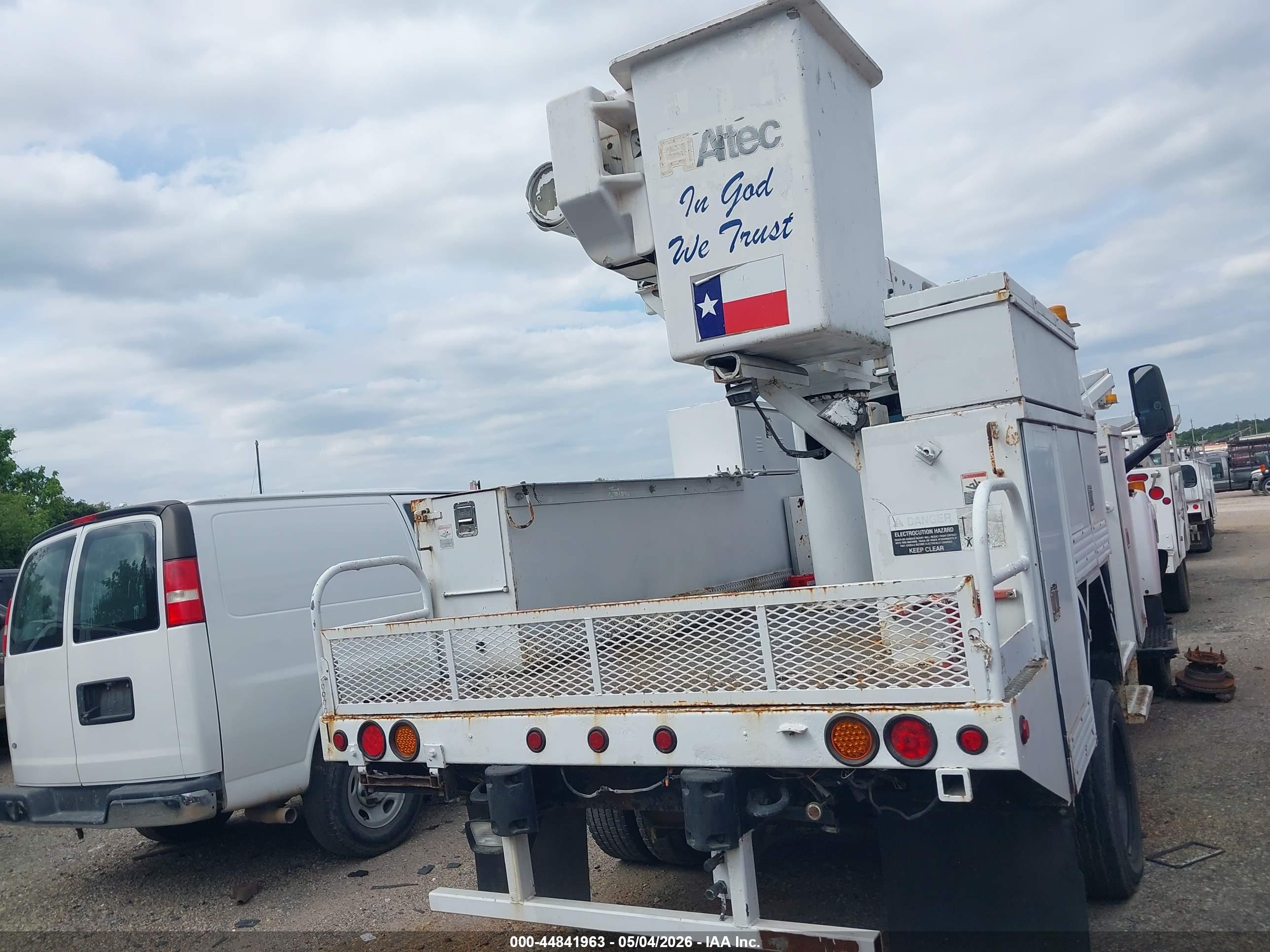 GMC C5500 image 4
