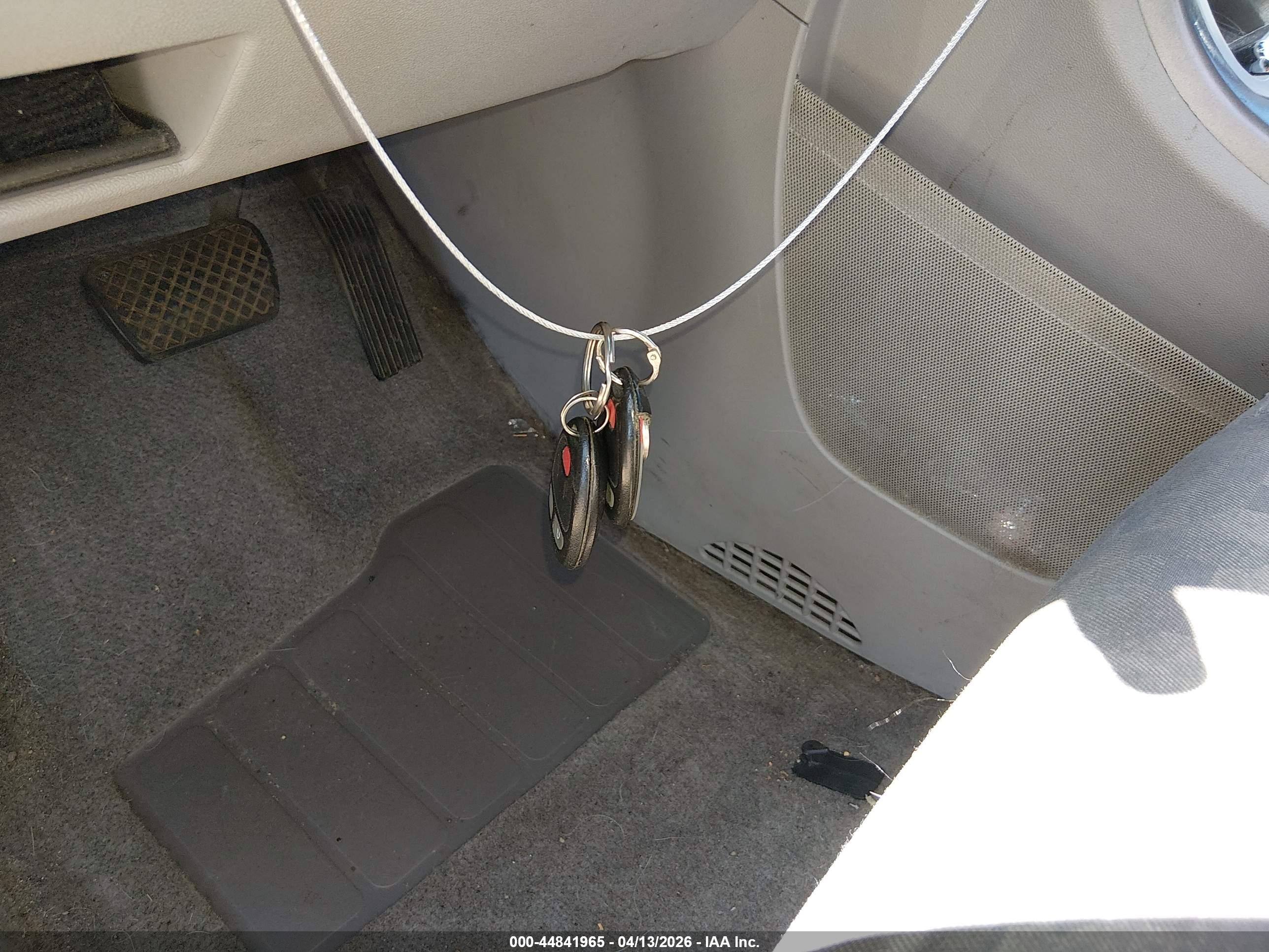 CHEVROLET EQUINOX image 11
