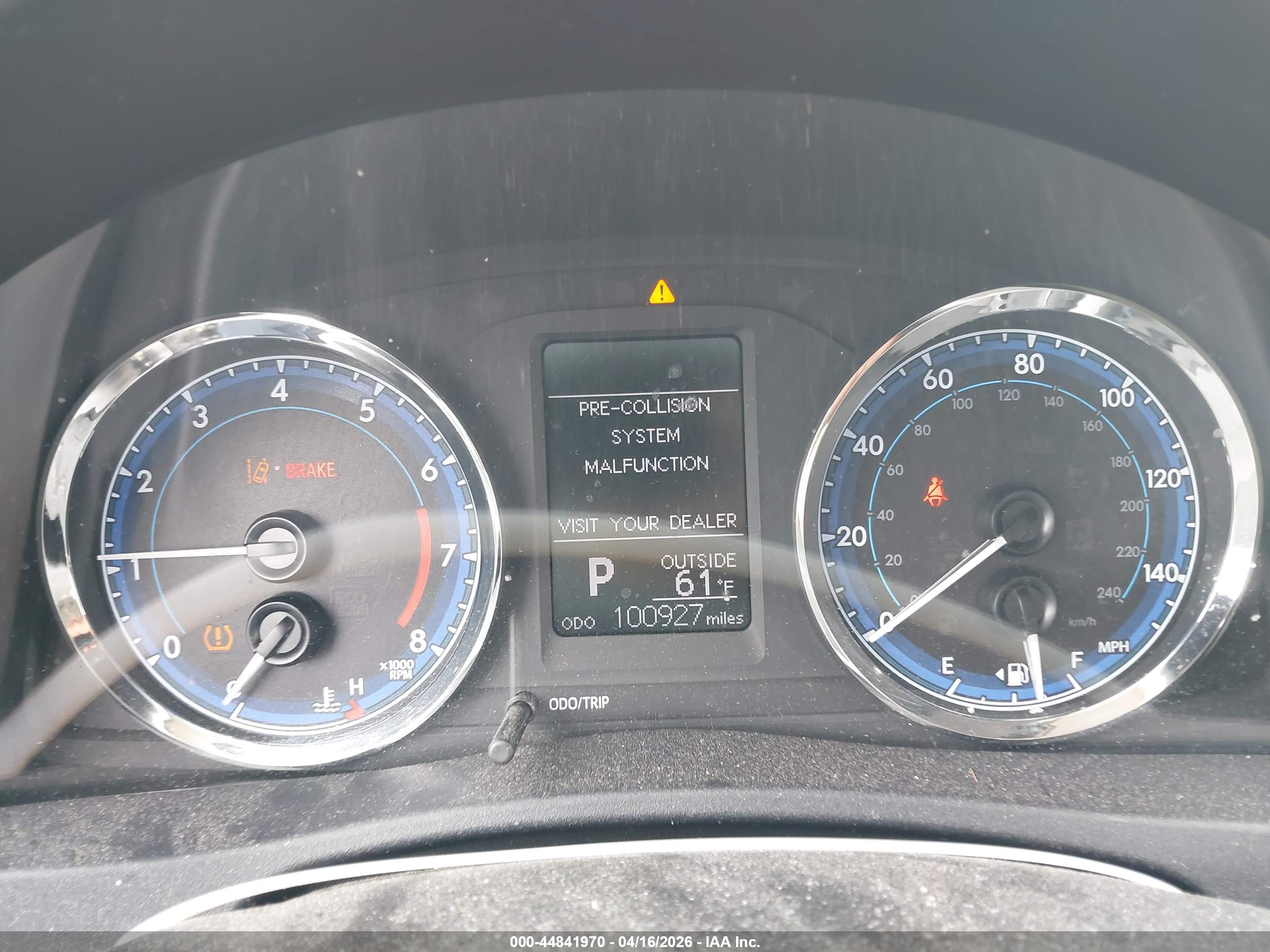 TOYOTA COROLLA image 7