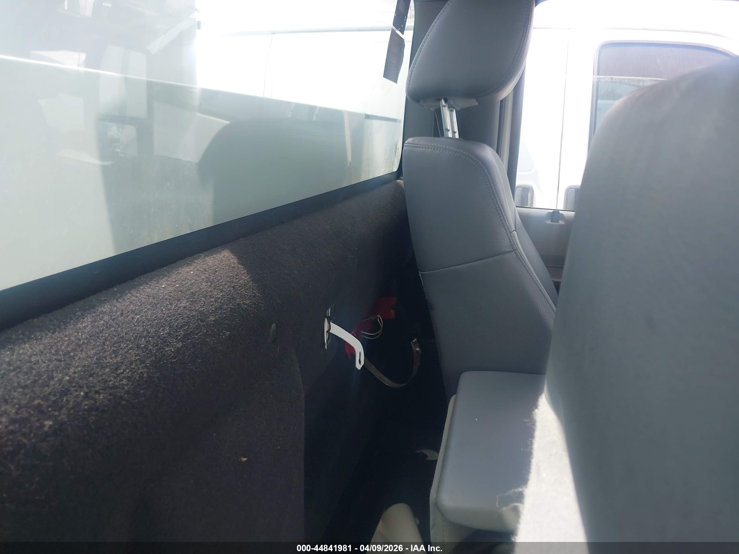 FORD F-350 image 7