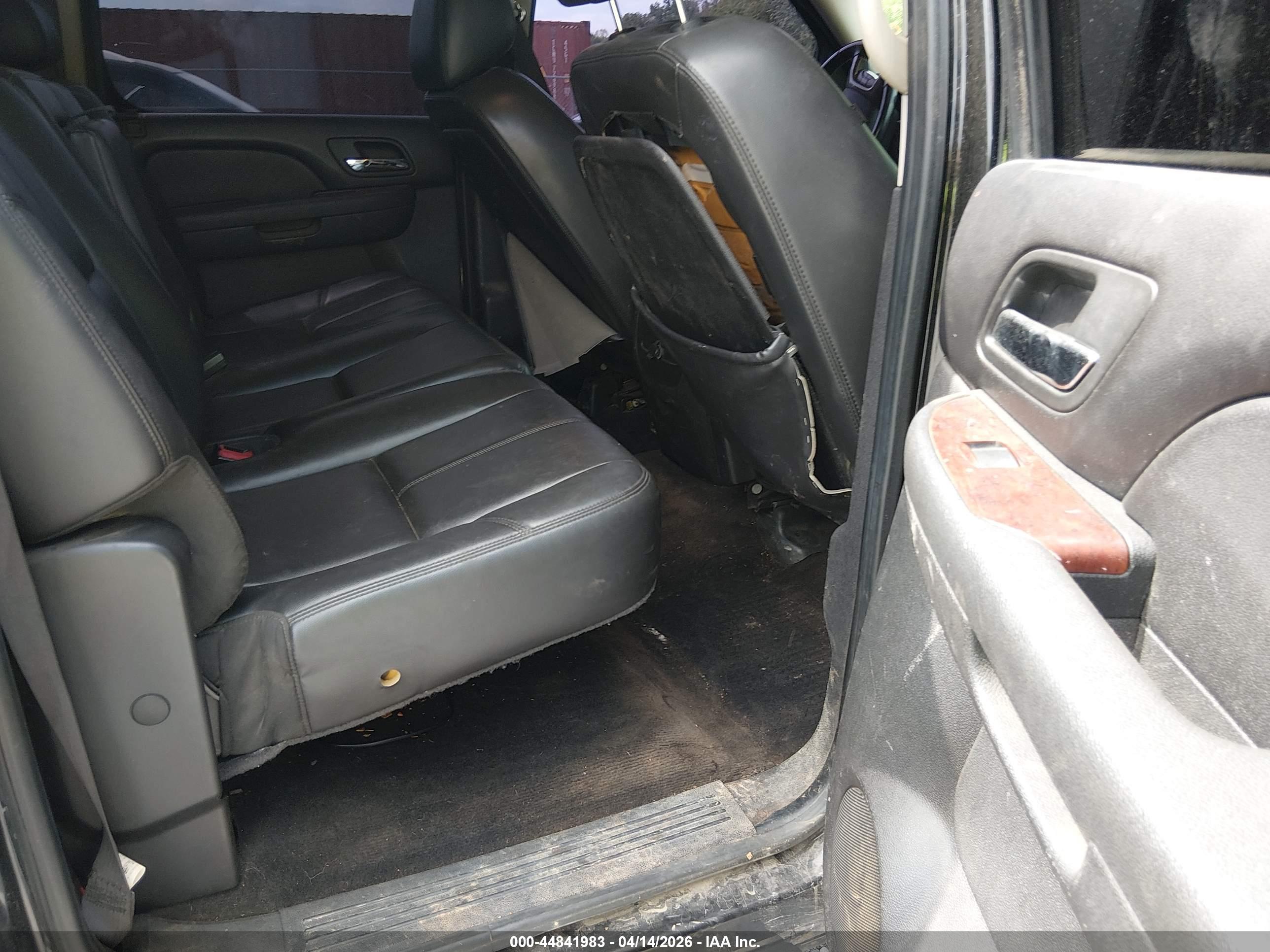 GMC SIERRA image 8