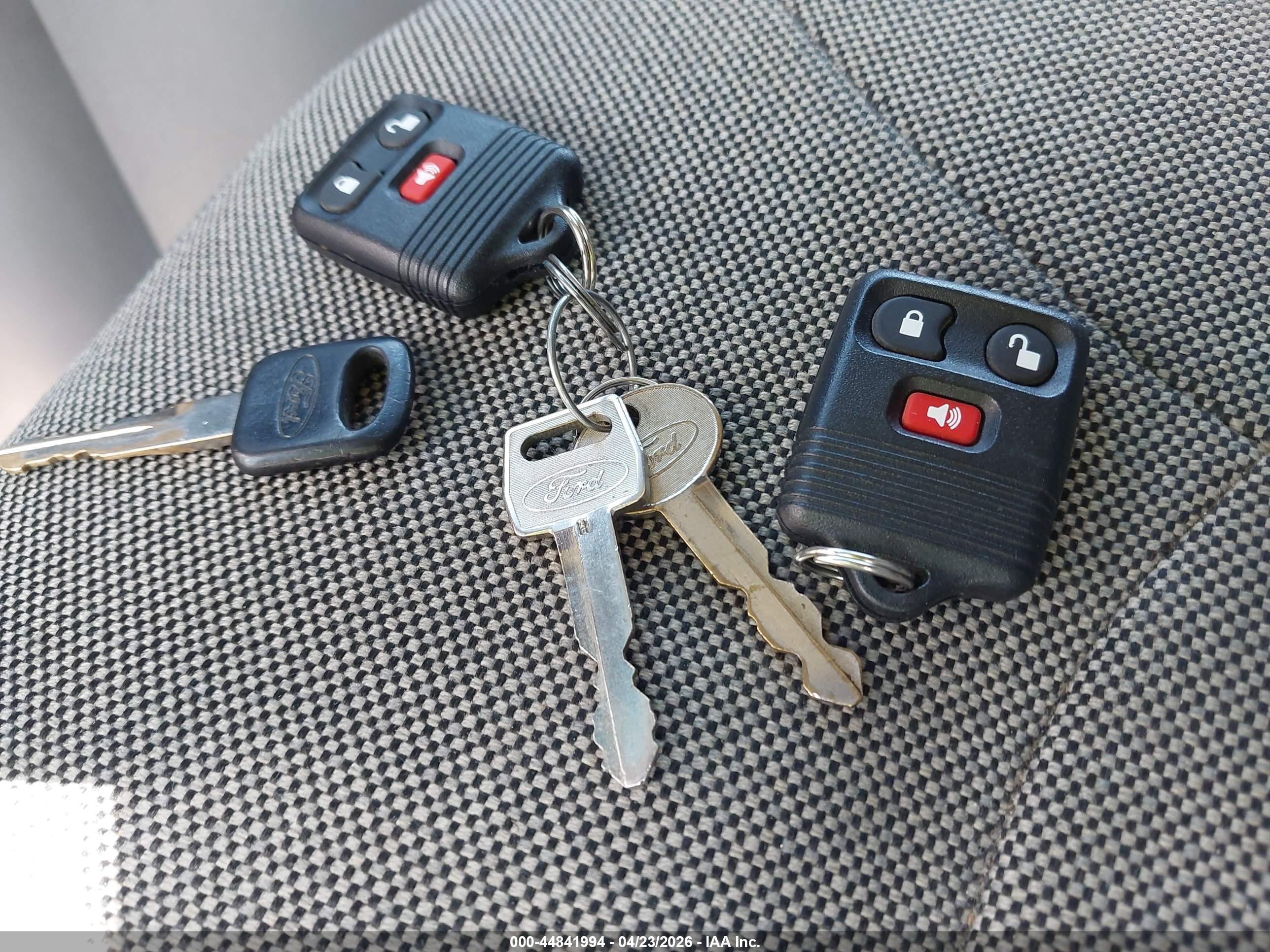FORD E-350 image 11