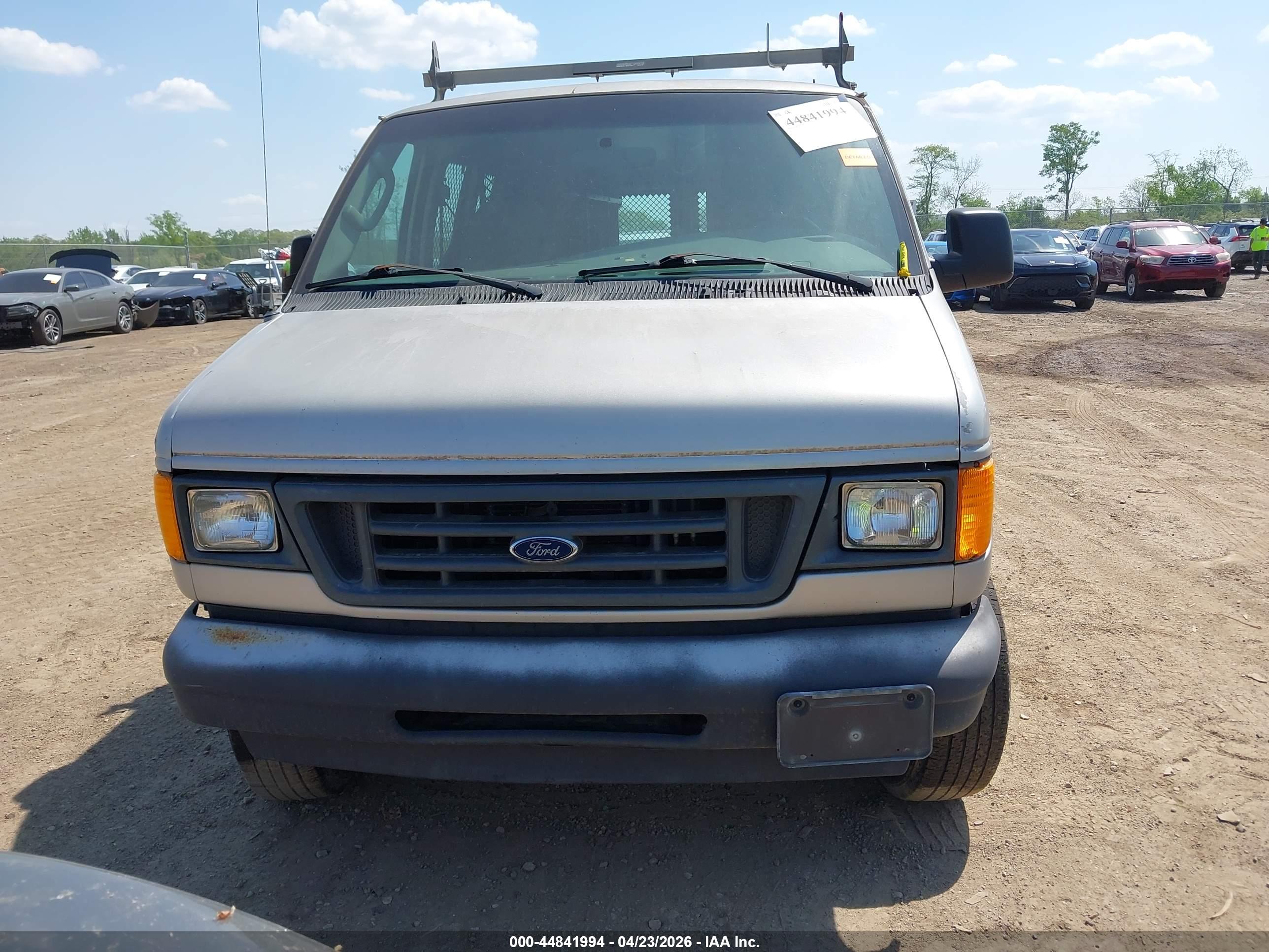 FORD E-350 image 6