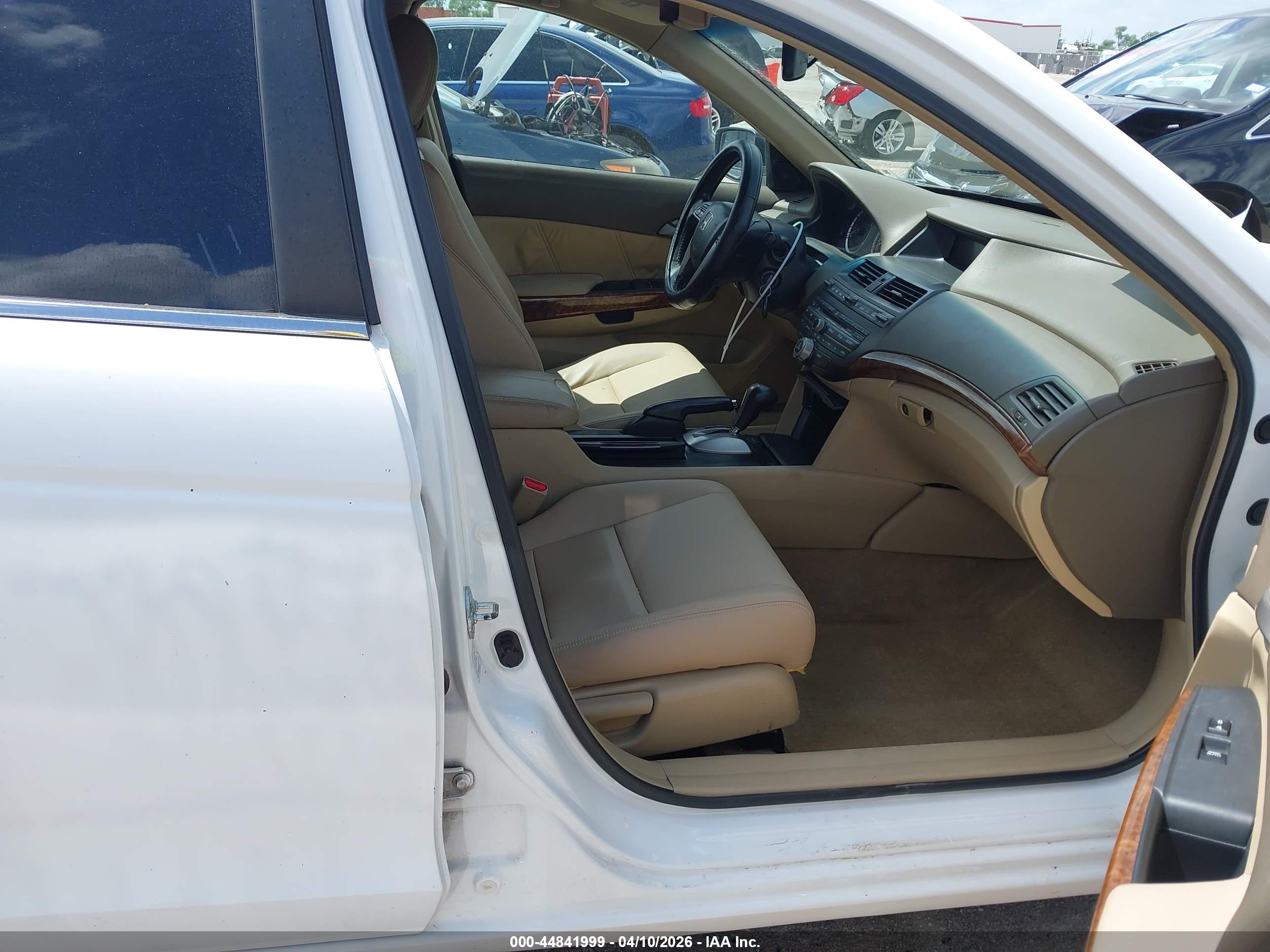 HONDA ACCORD image 5